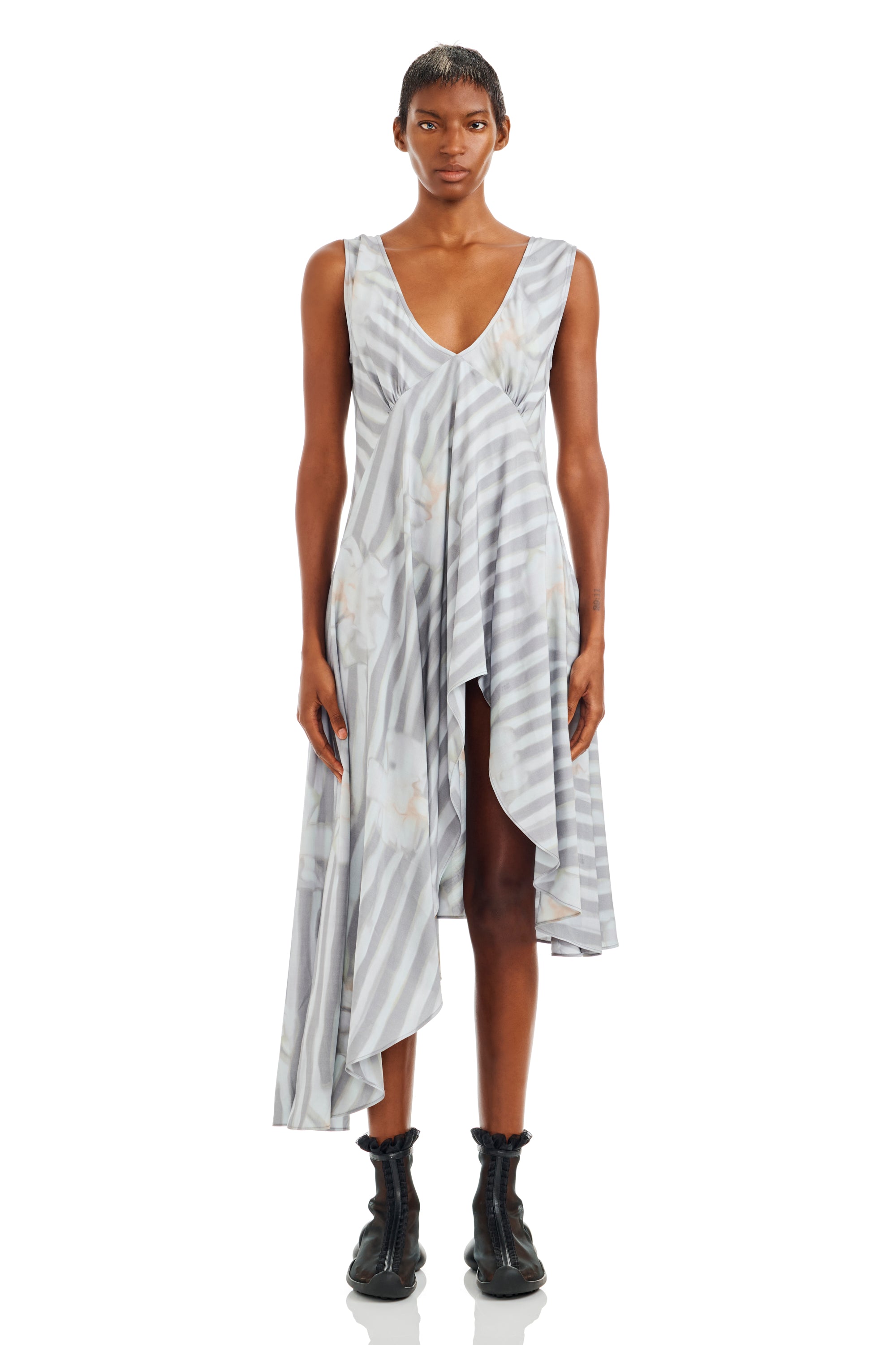 WASHED WAVY NAVY FLOWER STRIPE TULIP DRESS