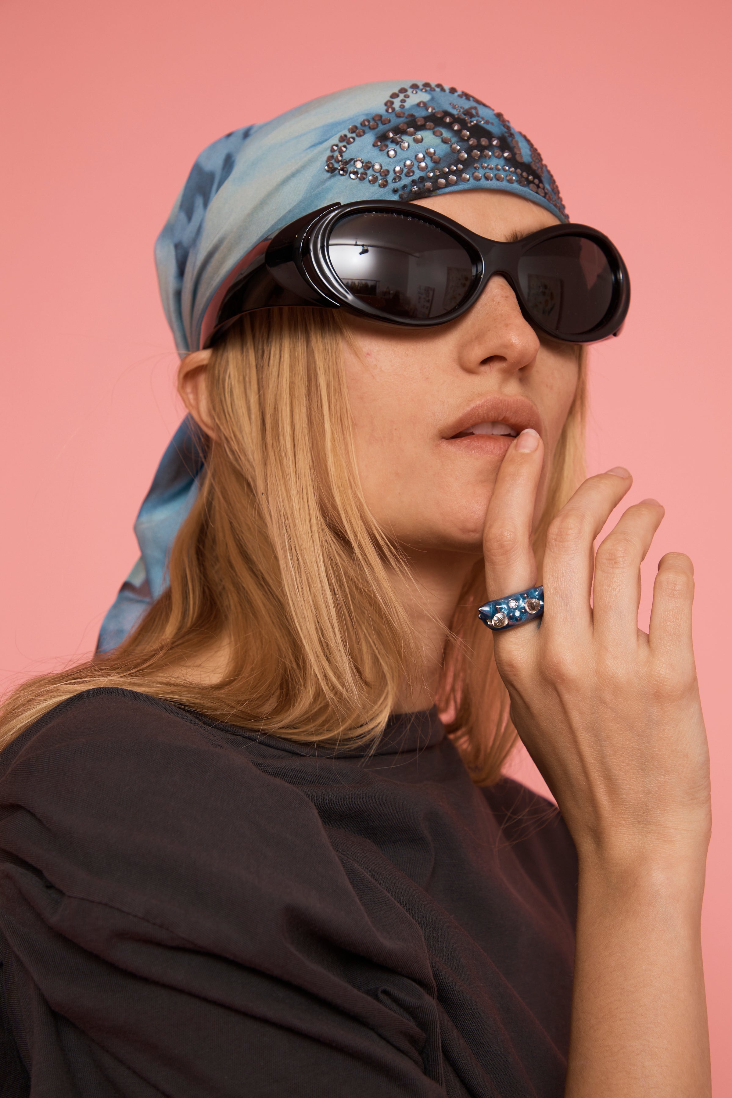 BLACK COCOON SUNGLASSES