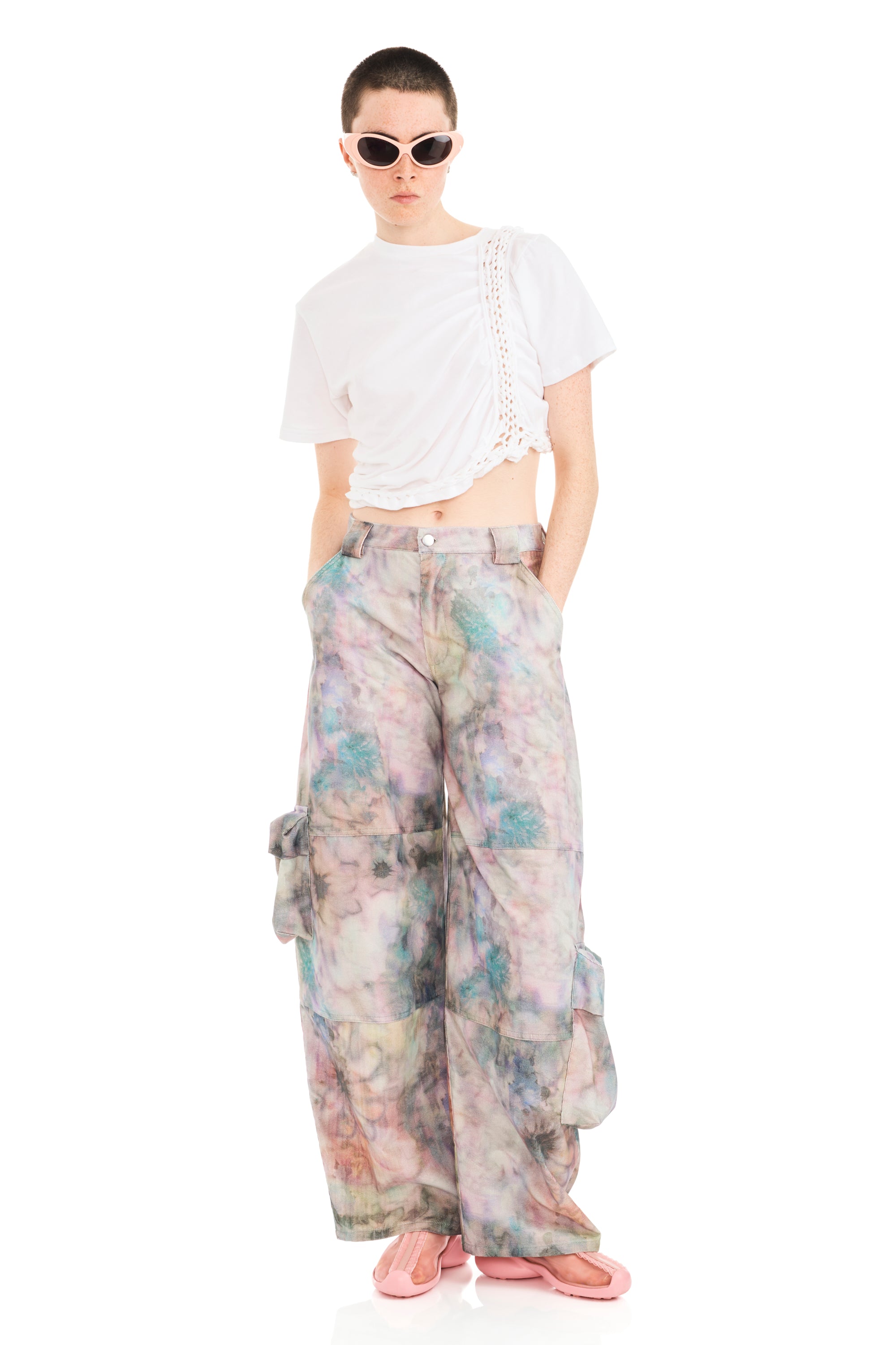 WHITE CLOVER TEE
