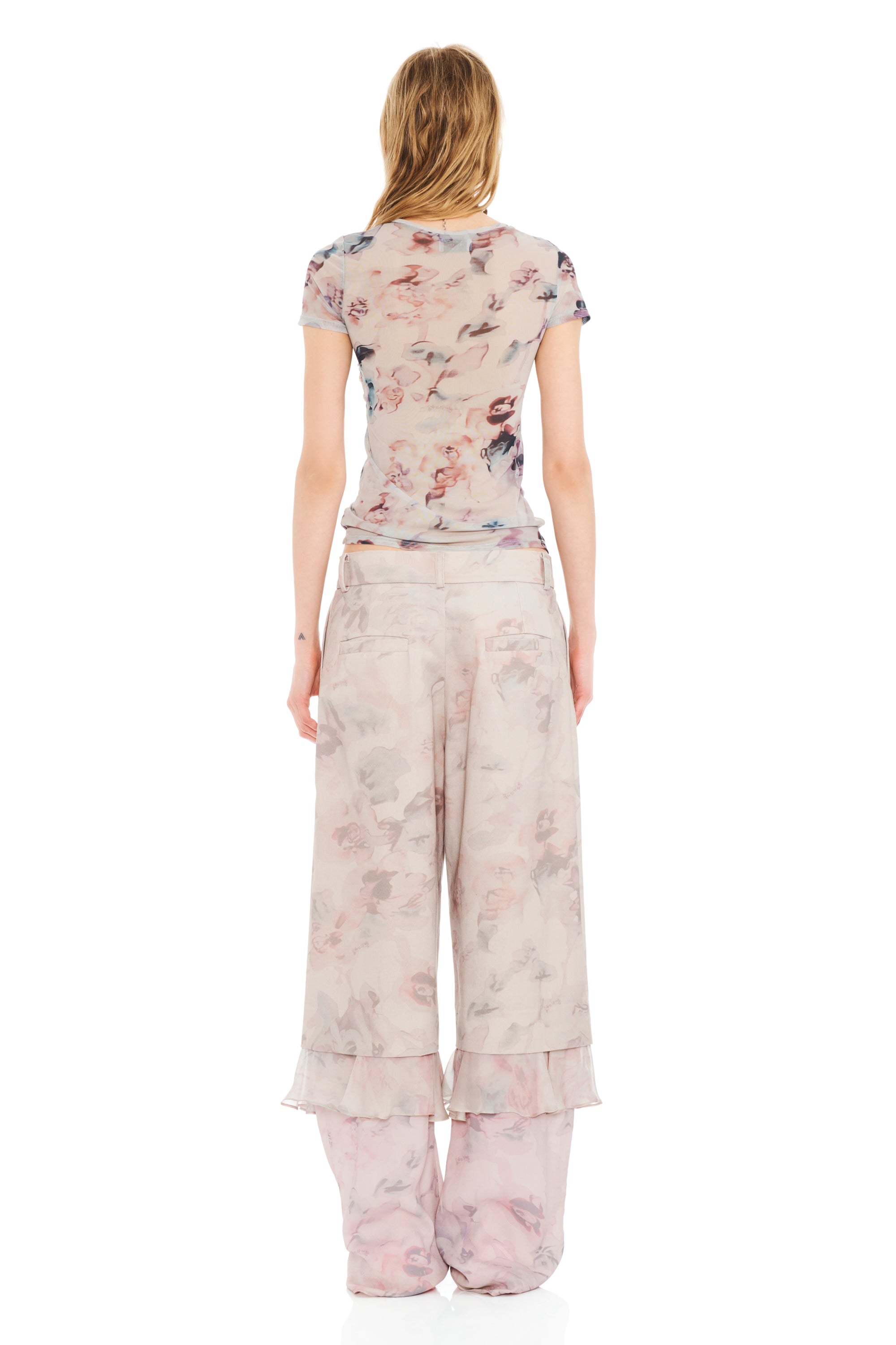 BEIGE WATERCOLOR ROSES SERPENTINE S/S TOP