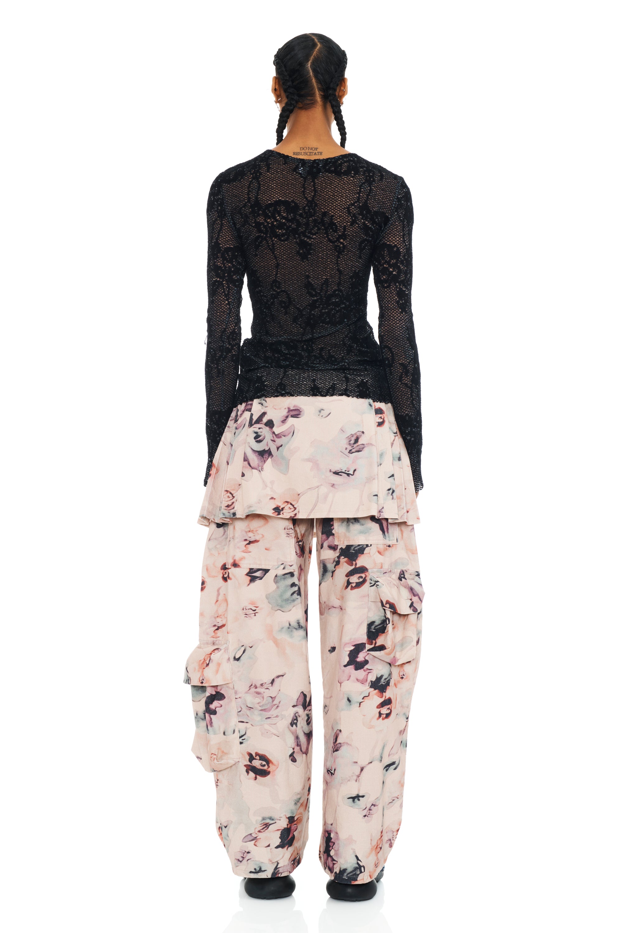 BLACK KNIT LACE CARDIO CREW SWEATER