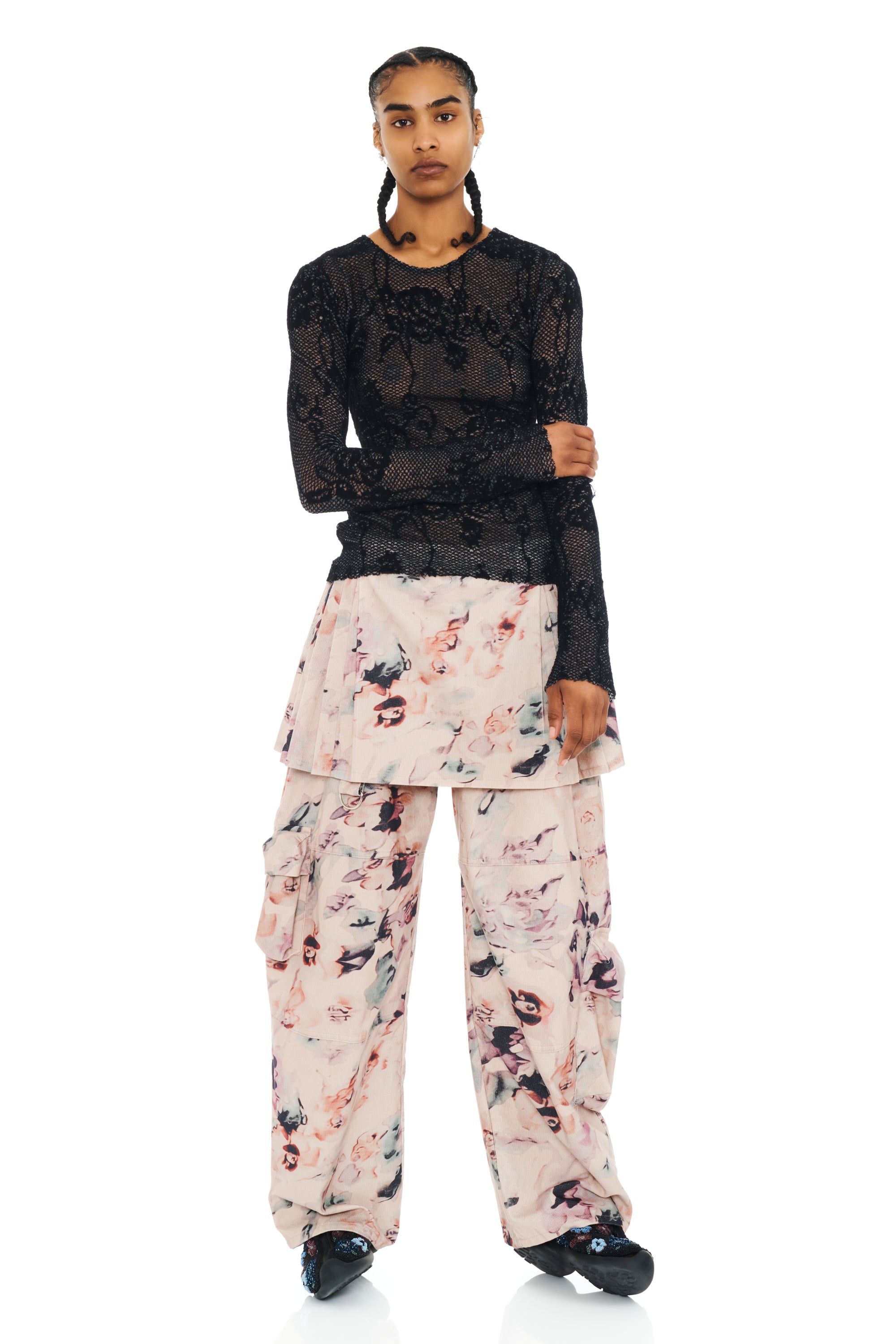 BLACK KNIT LACE CARDIO CREW SWEATER