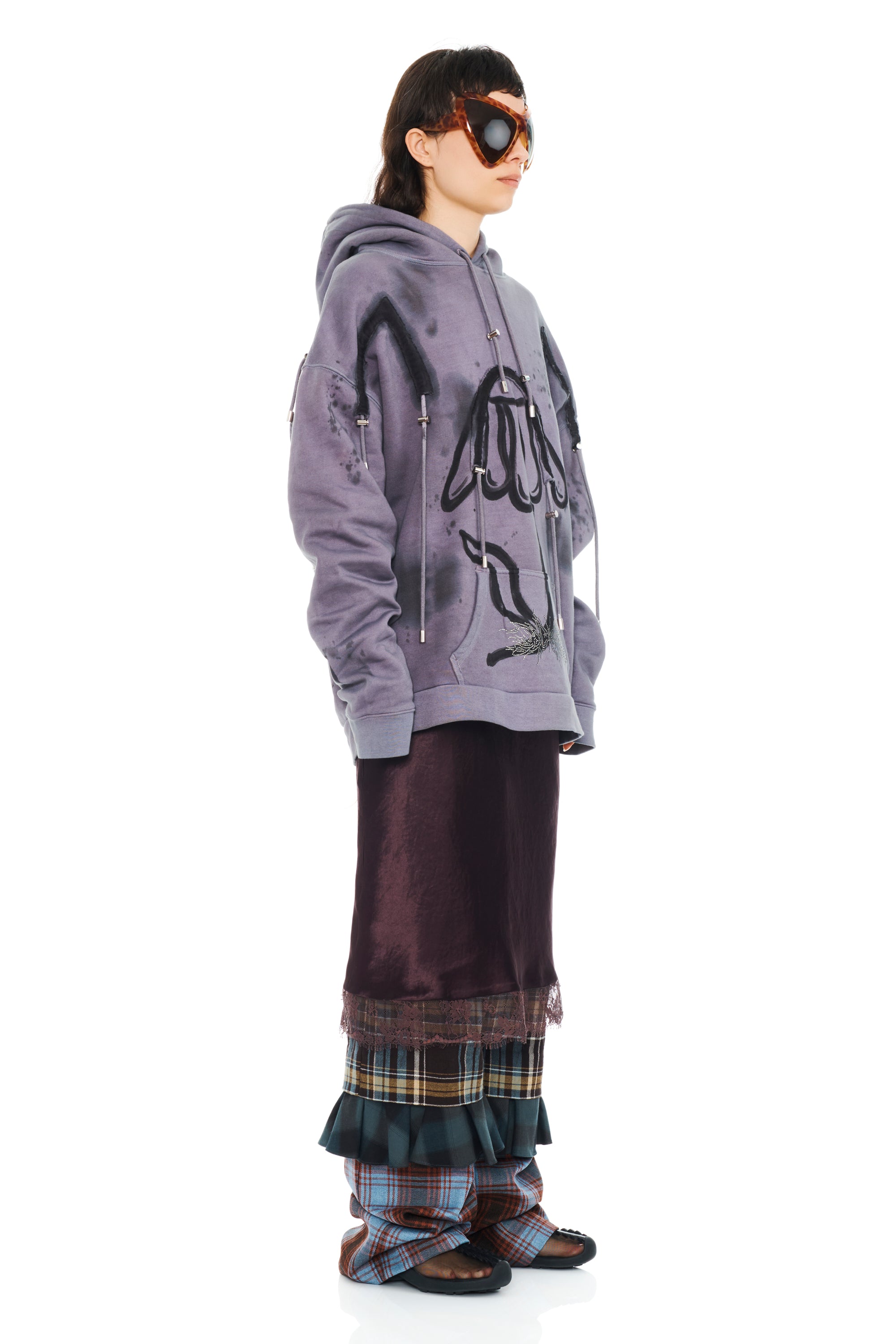 CHARCOAL DAISY ARC HOODIE