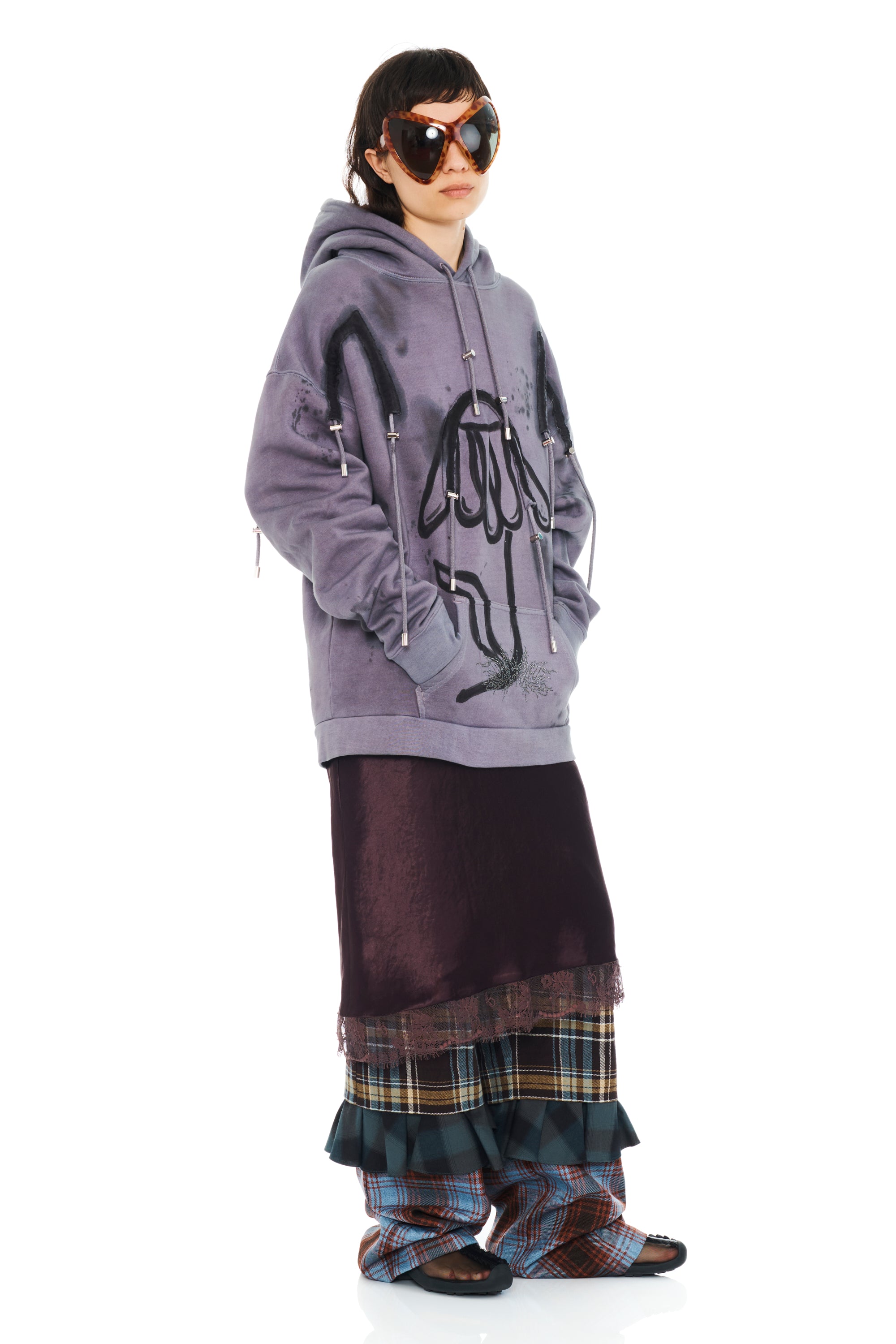 CHARCOAL DAISY ARC HOODIE