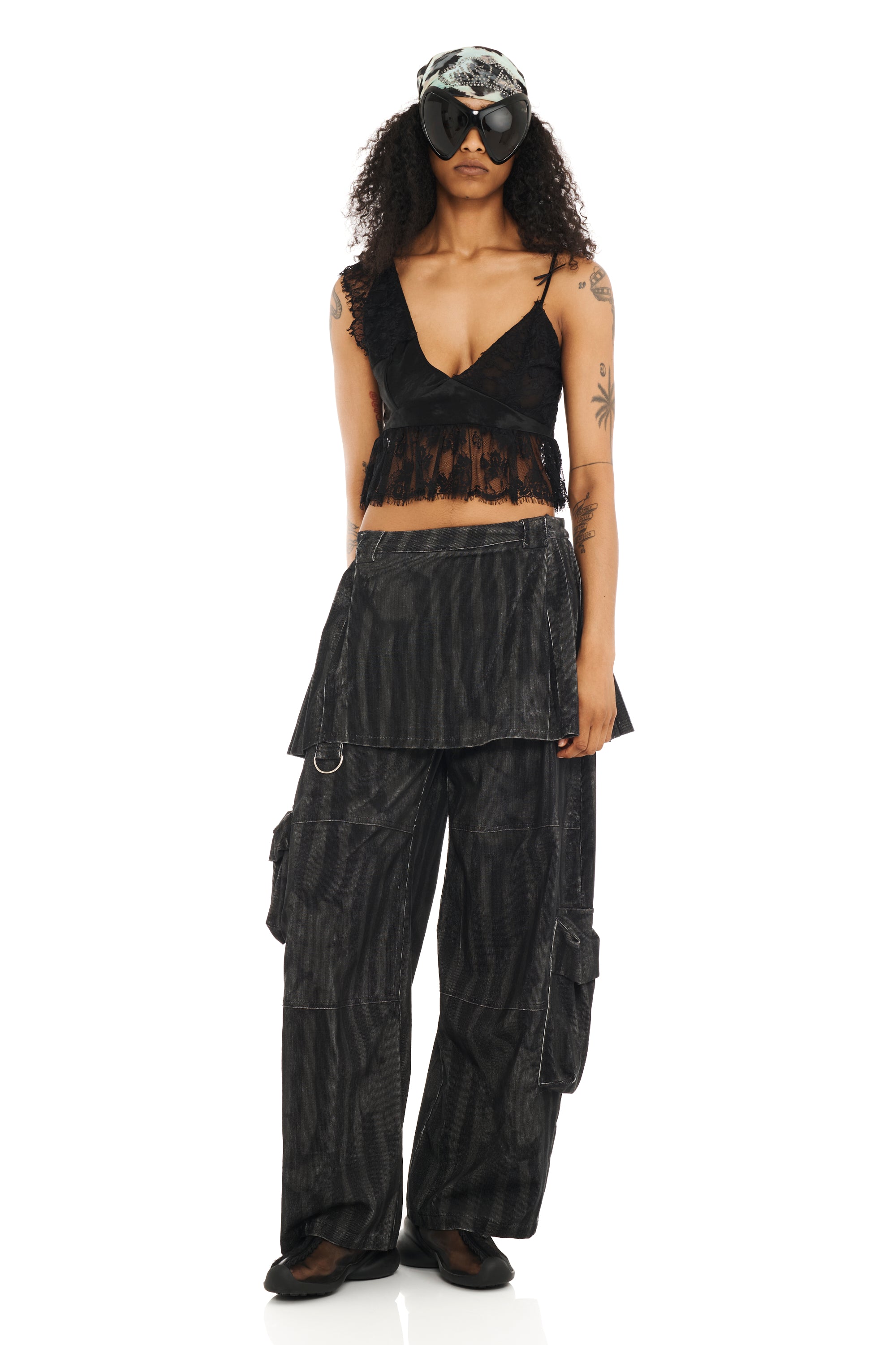 BLACK WAVY FLOWER STRIPE LAWN SKIRT CARGO PANT