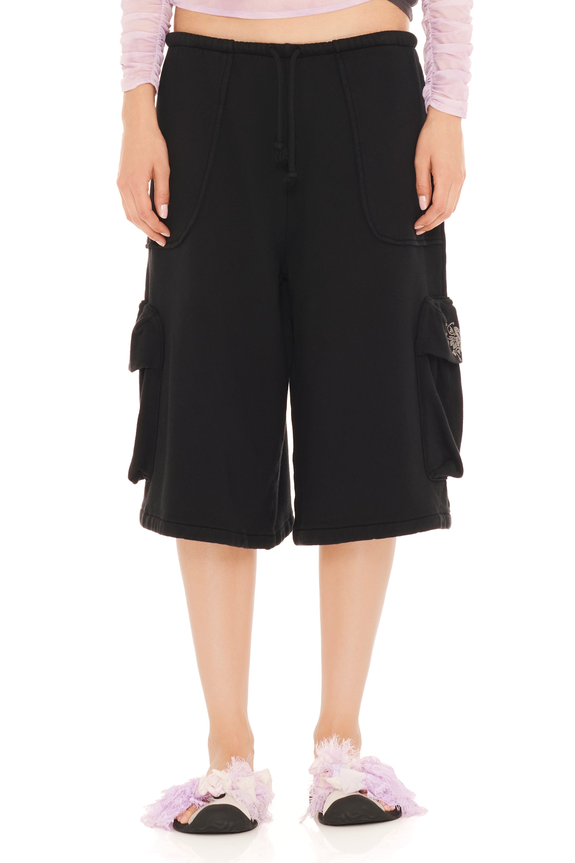 RHINESTONE BLACK CARGO SWEATSHORT