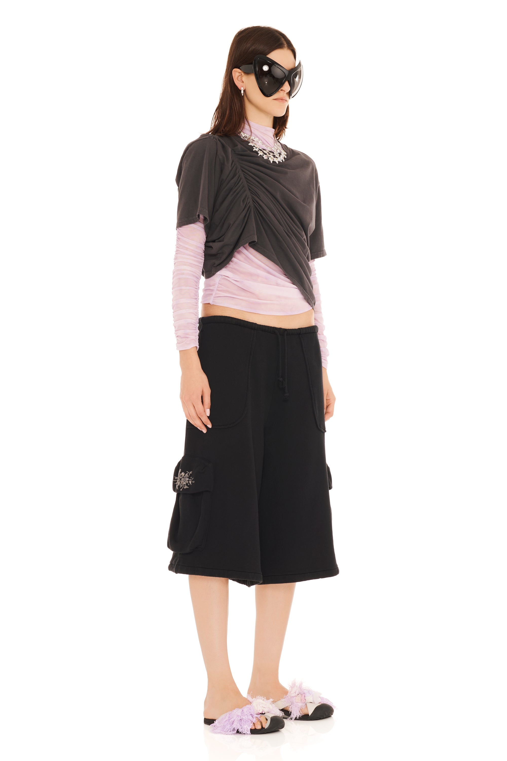 RHINESTONE BLACK CARGO SWEATSHORT