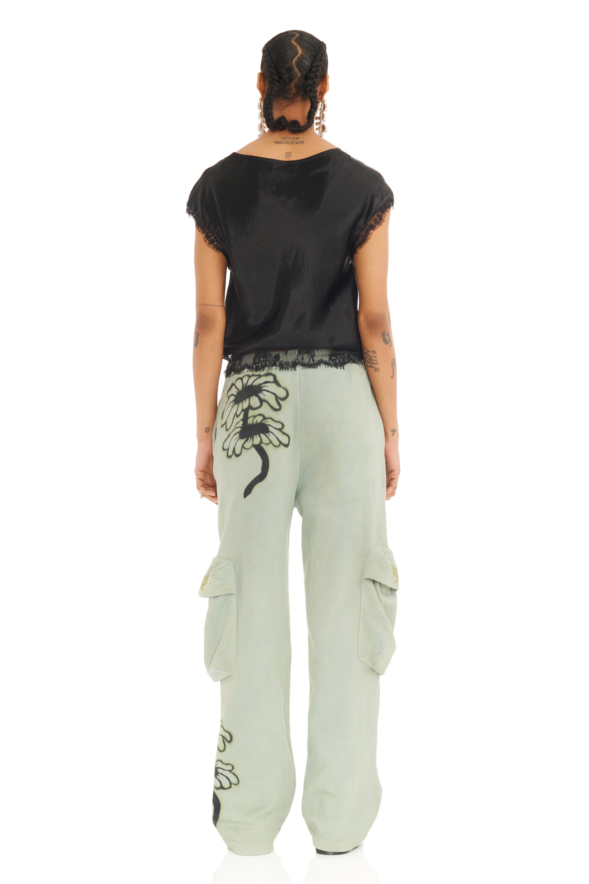 OLIVE TWIN FLOWERS CARGO SWEATPANT