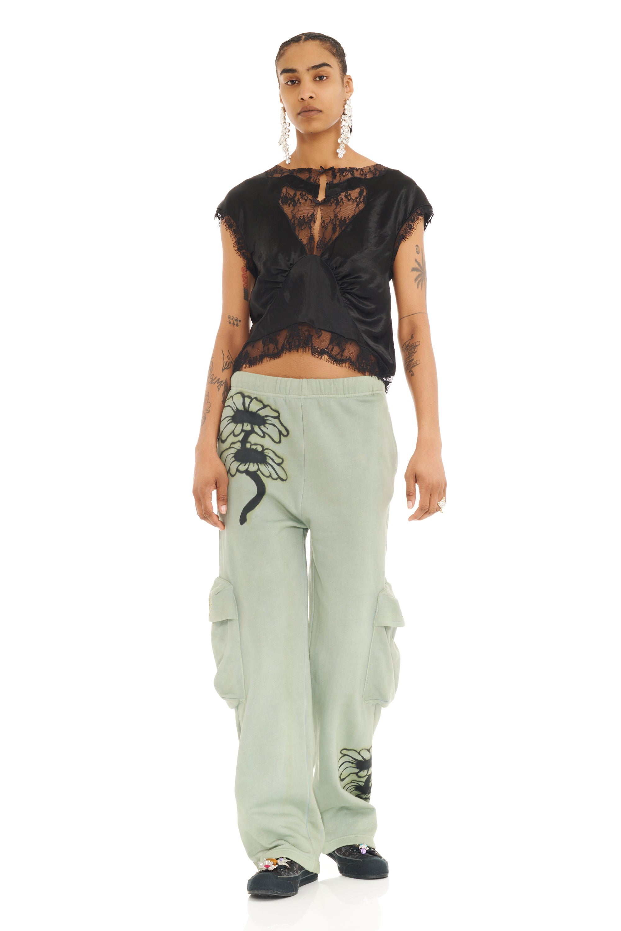OLIVE TWIN FLOWERS CARGO SWEATPANT