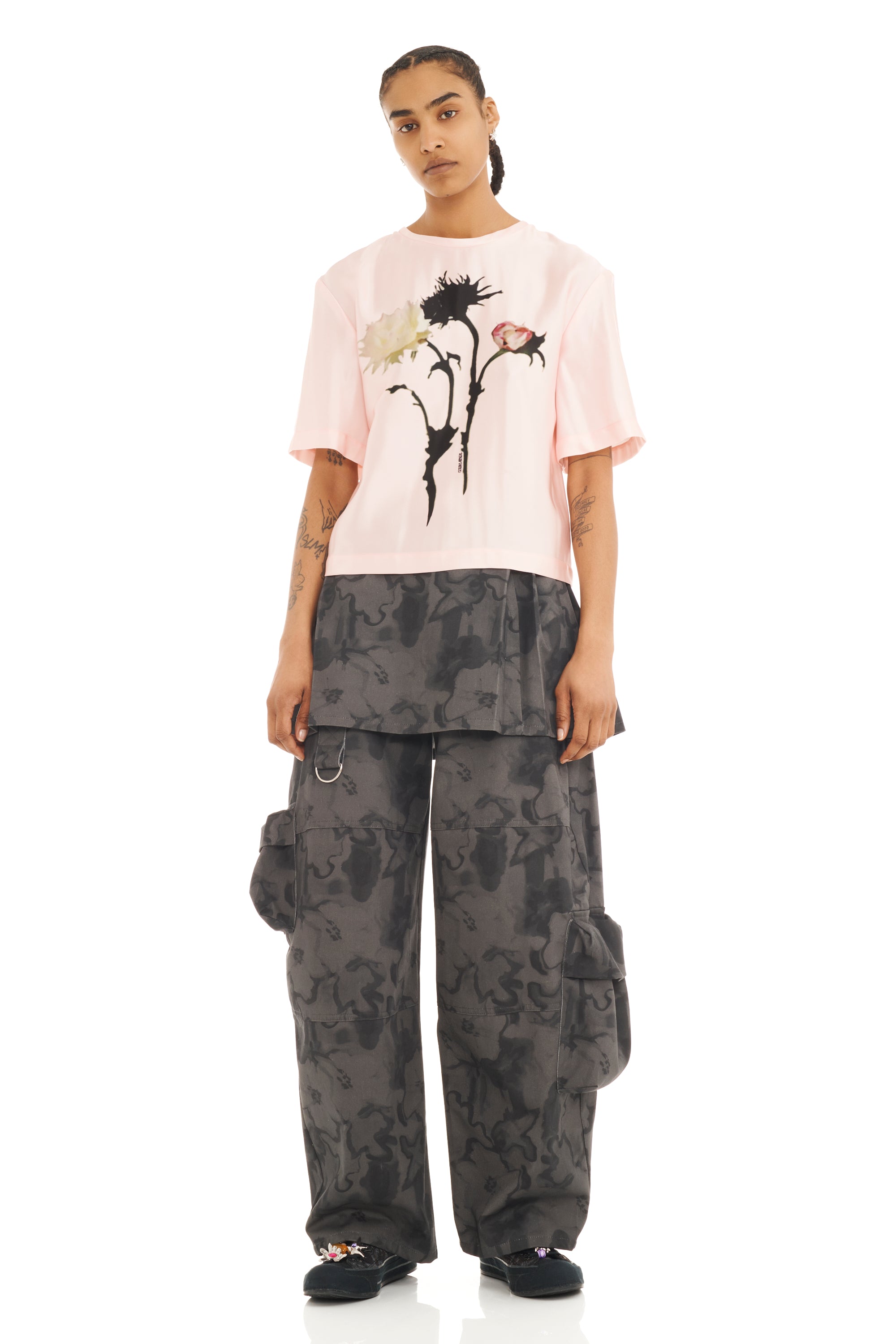 BLUSH FLOWER GOTH KRYSTLE TEE