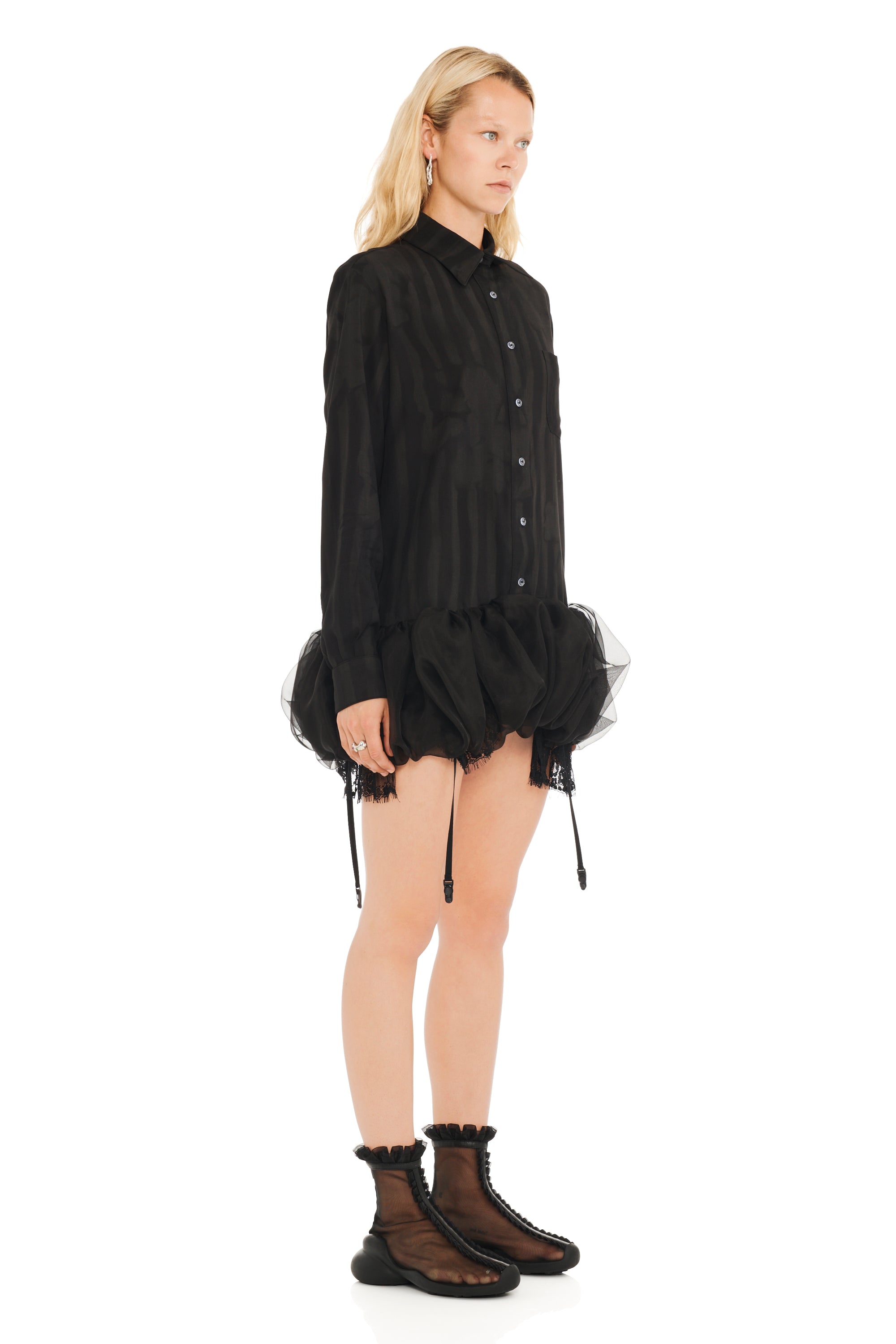 BLACK WAVY FLOWER STRIPE VALERIAN DRESS