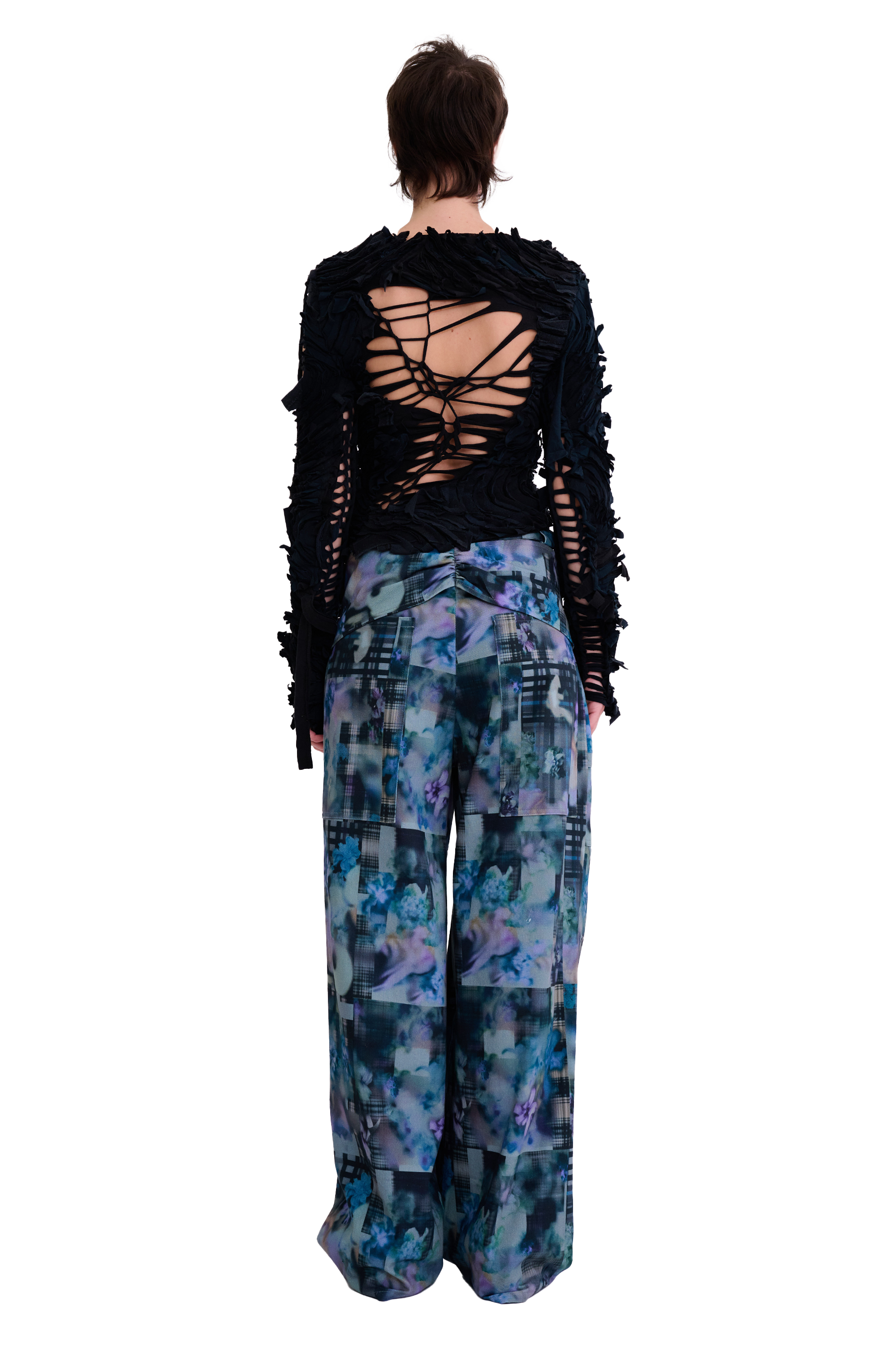 WORN BLACK L/S CHIRP TOP