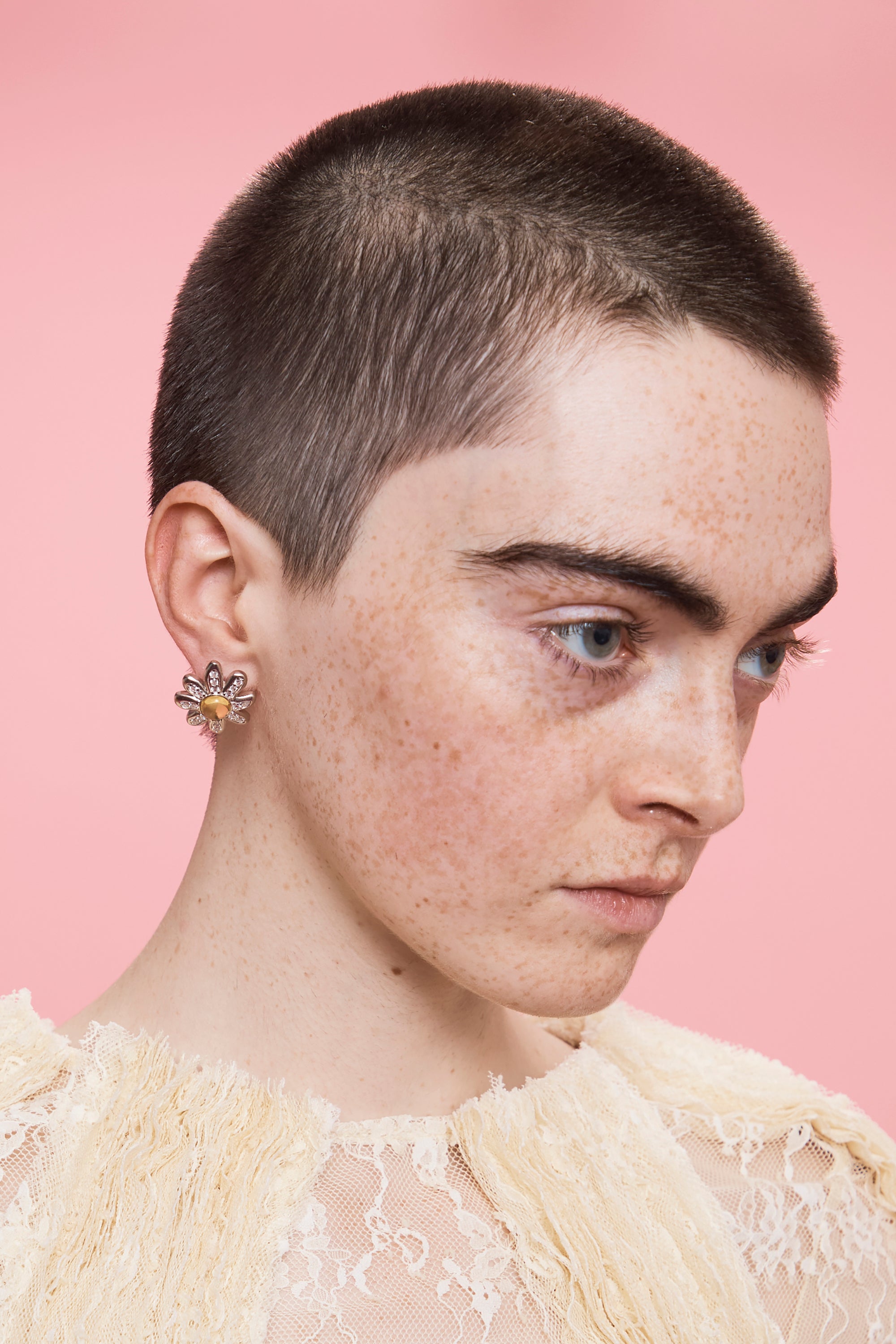 LEMON CHAMOMILE EARRING