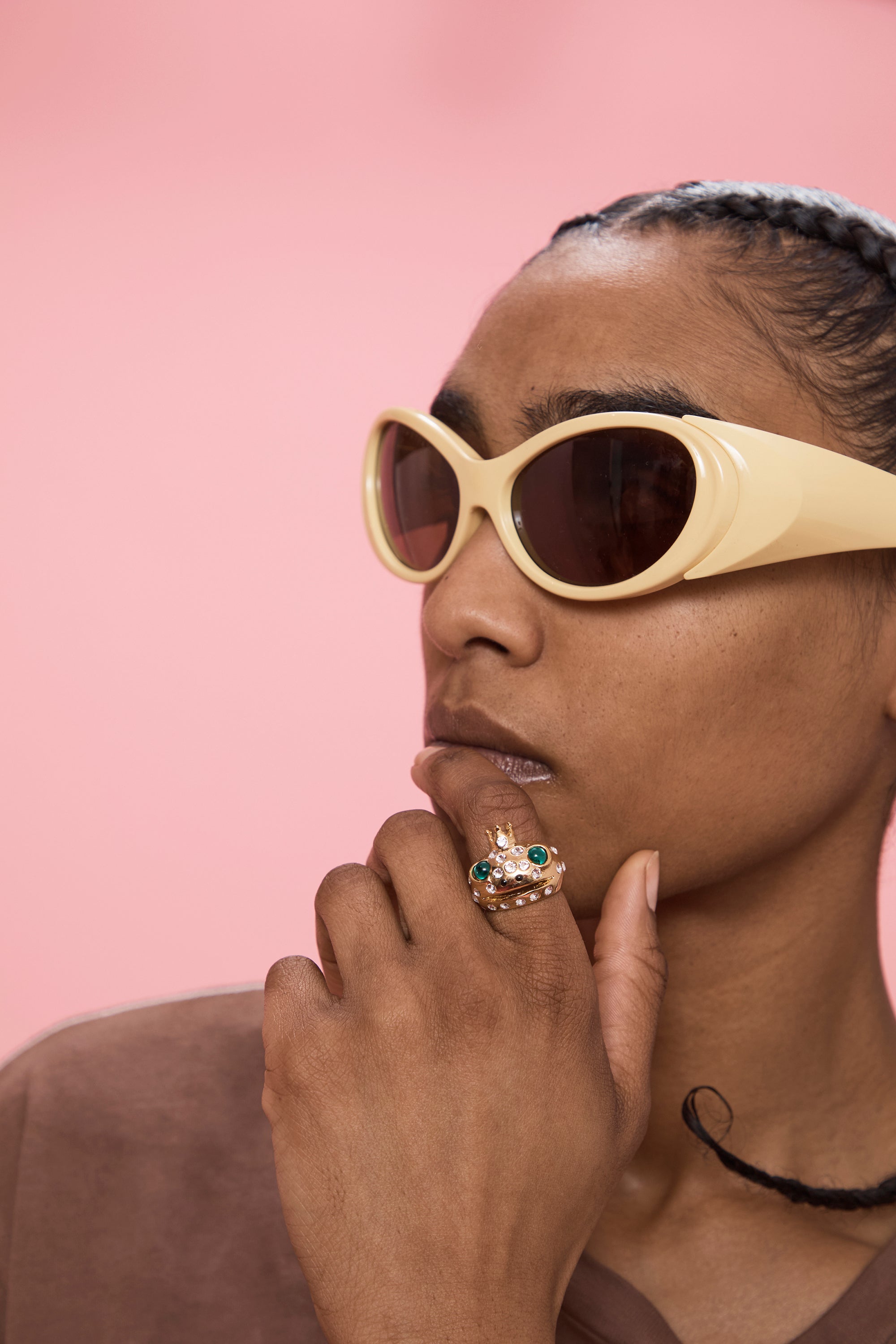 EMERALD GOLD FRECKLES FROG PRINCE RING