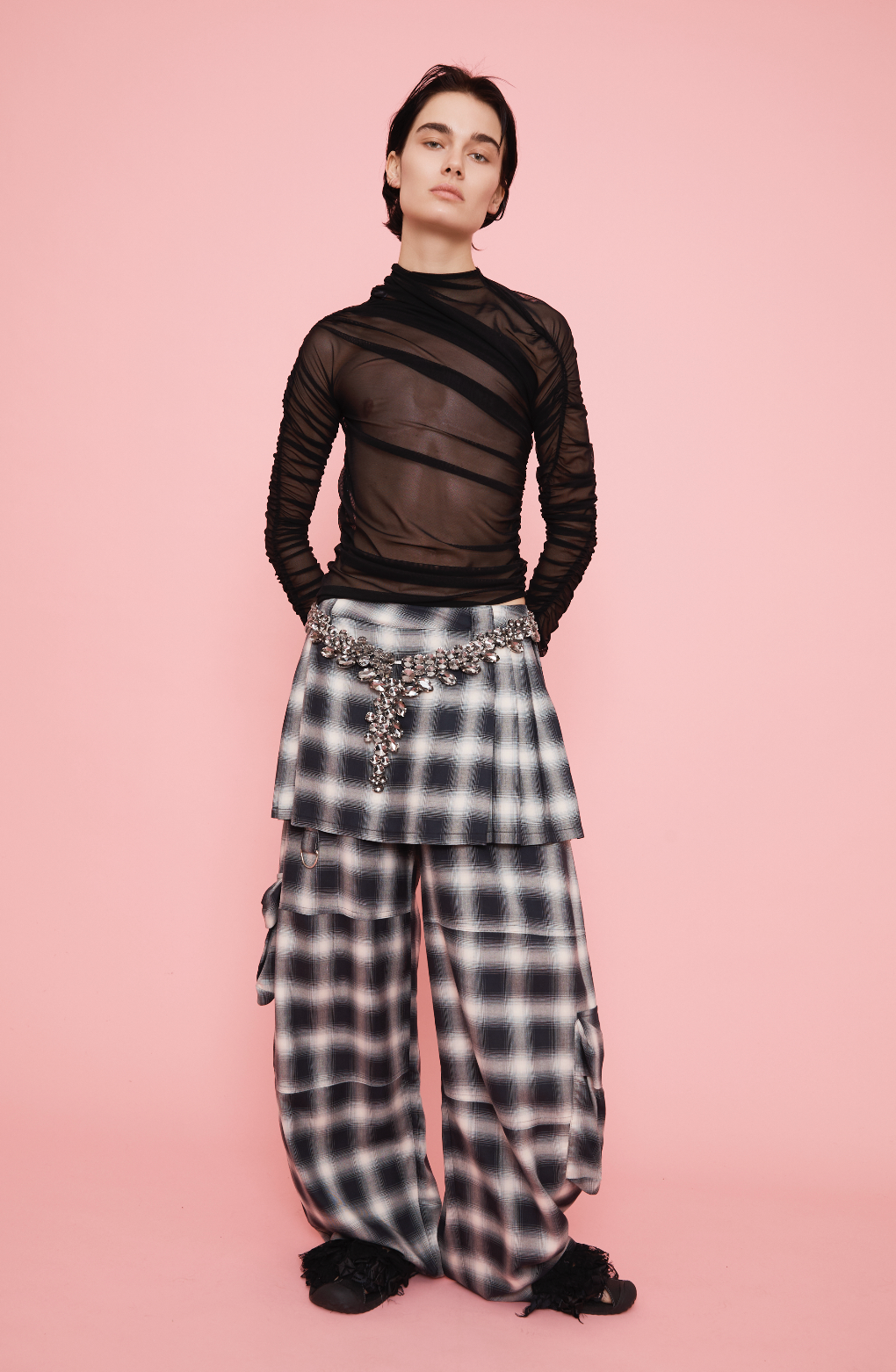 BLACK DIAMOND CHANDELIER NECKLACE