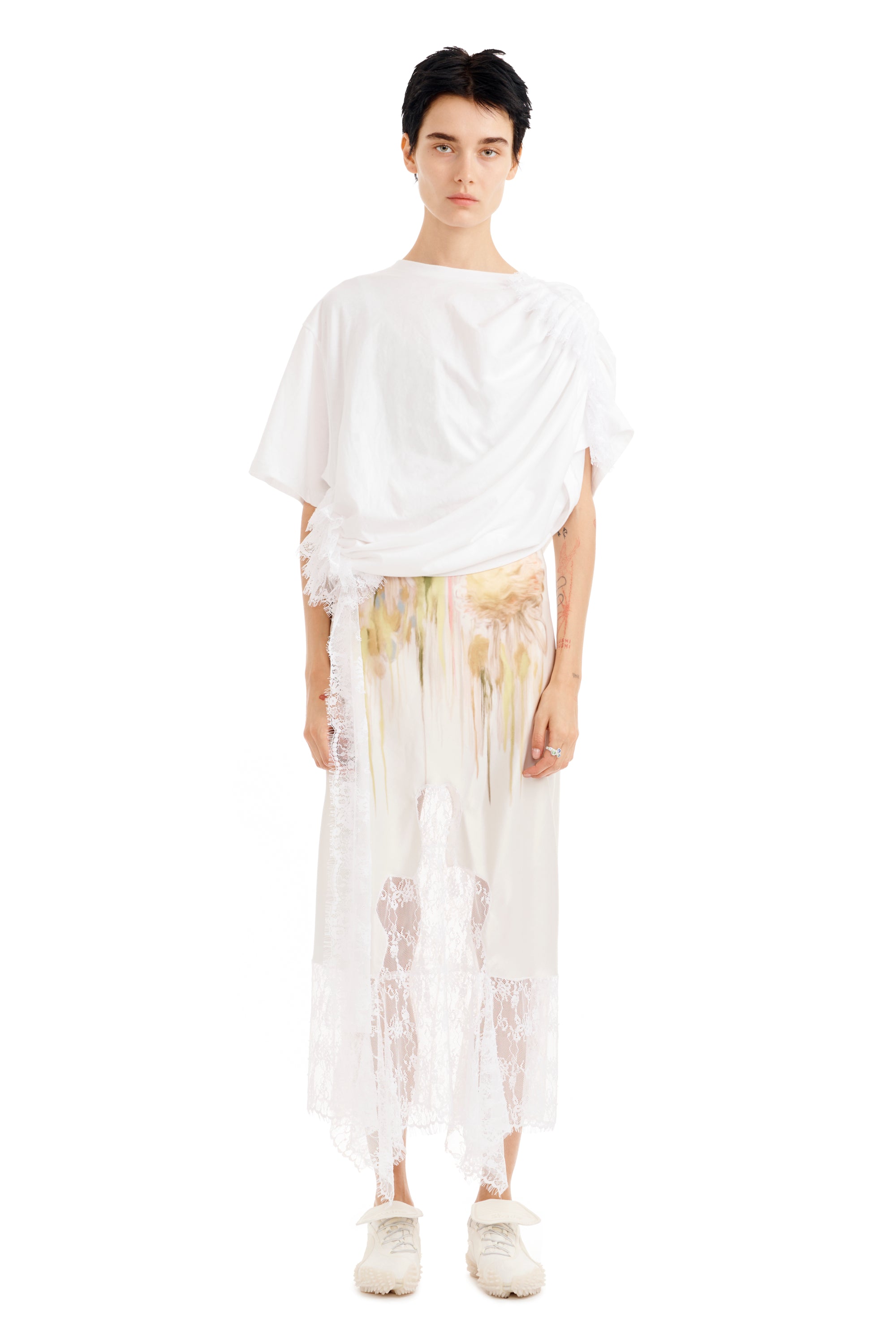 WHITE LACE EVA TEE