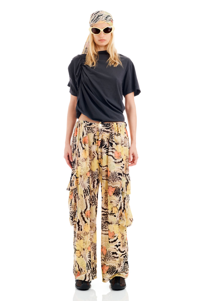 collina strada CHARCOAL AMARYLLIS TEE