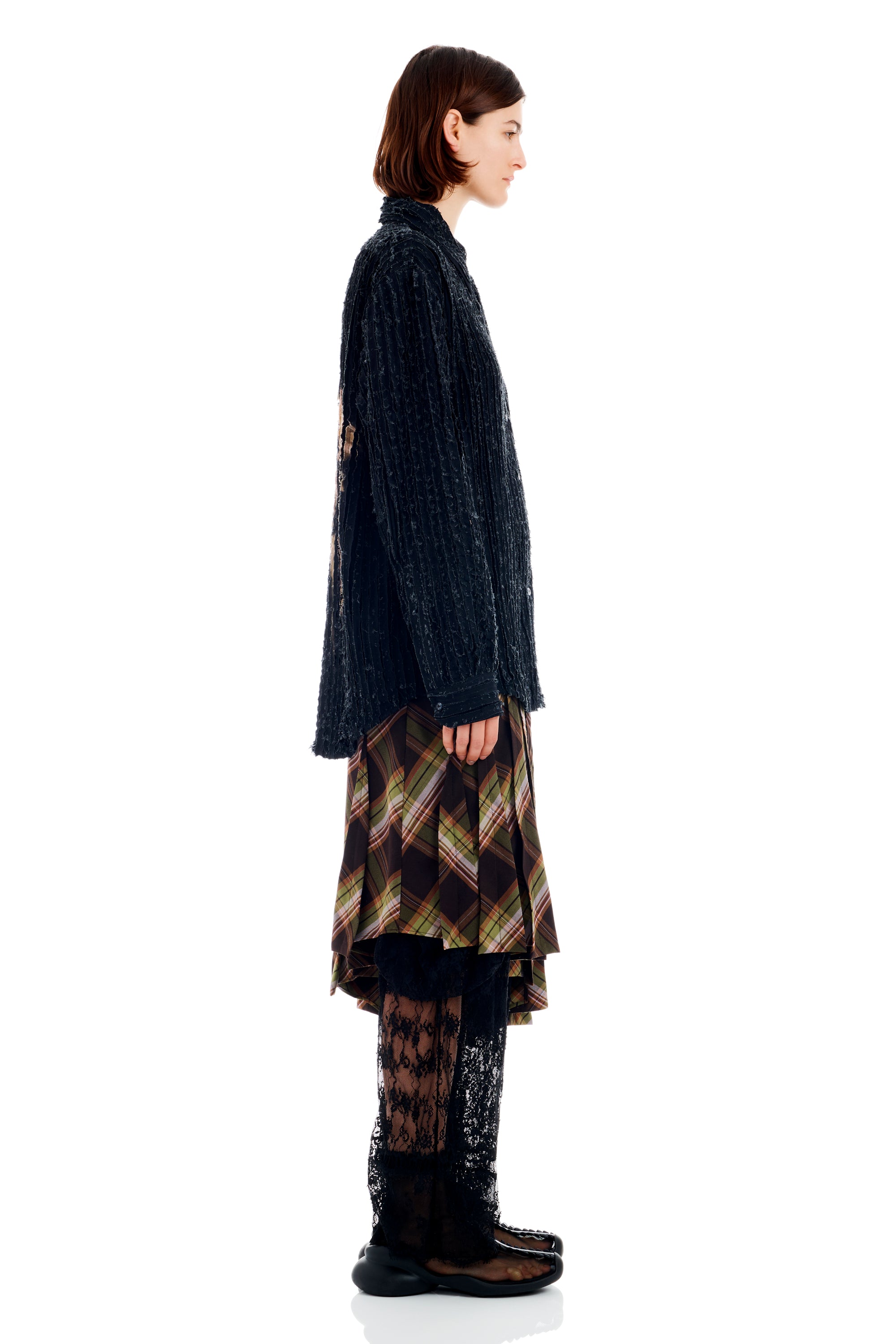 BLACK FLOWER DRIP CONVENTION BUTTON UP