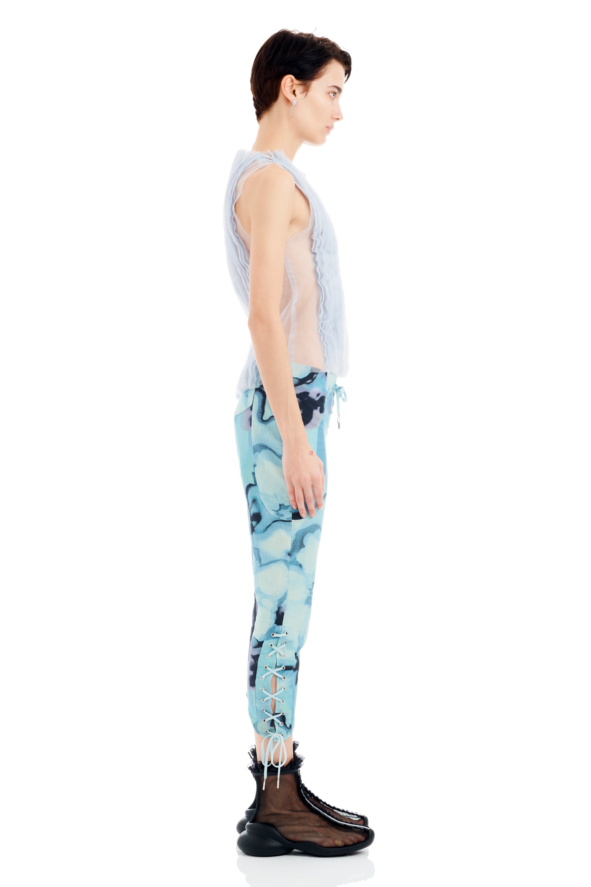 SKY WATERCOLOR FLORAL BANEBERRY PANT