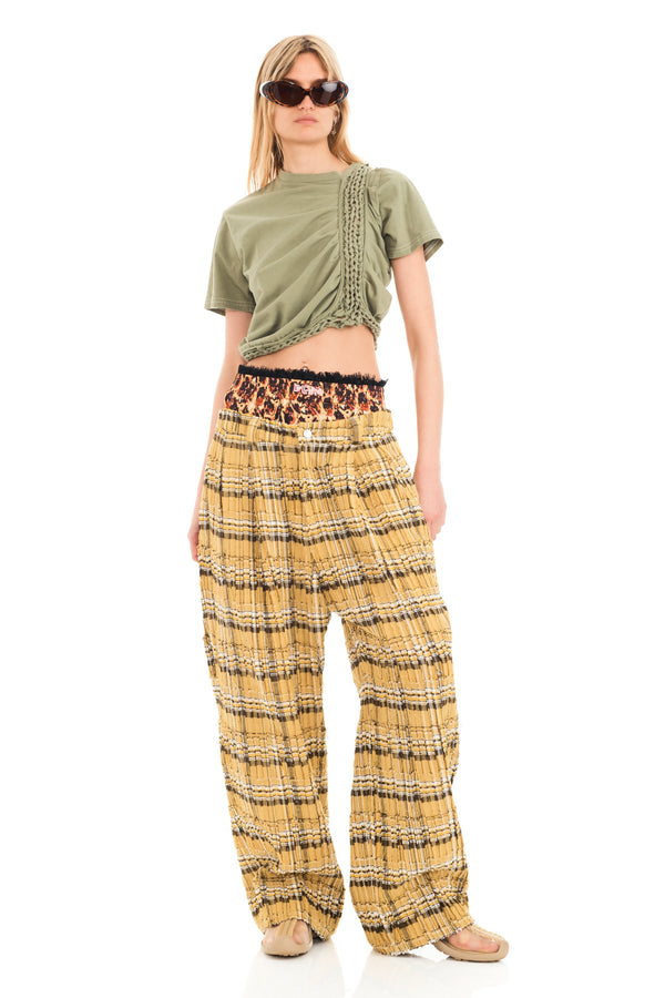 OLIVE CLOVER TEE