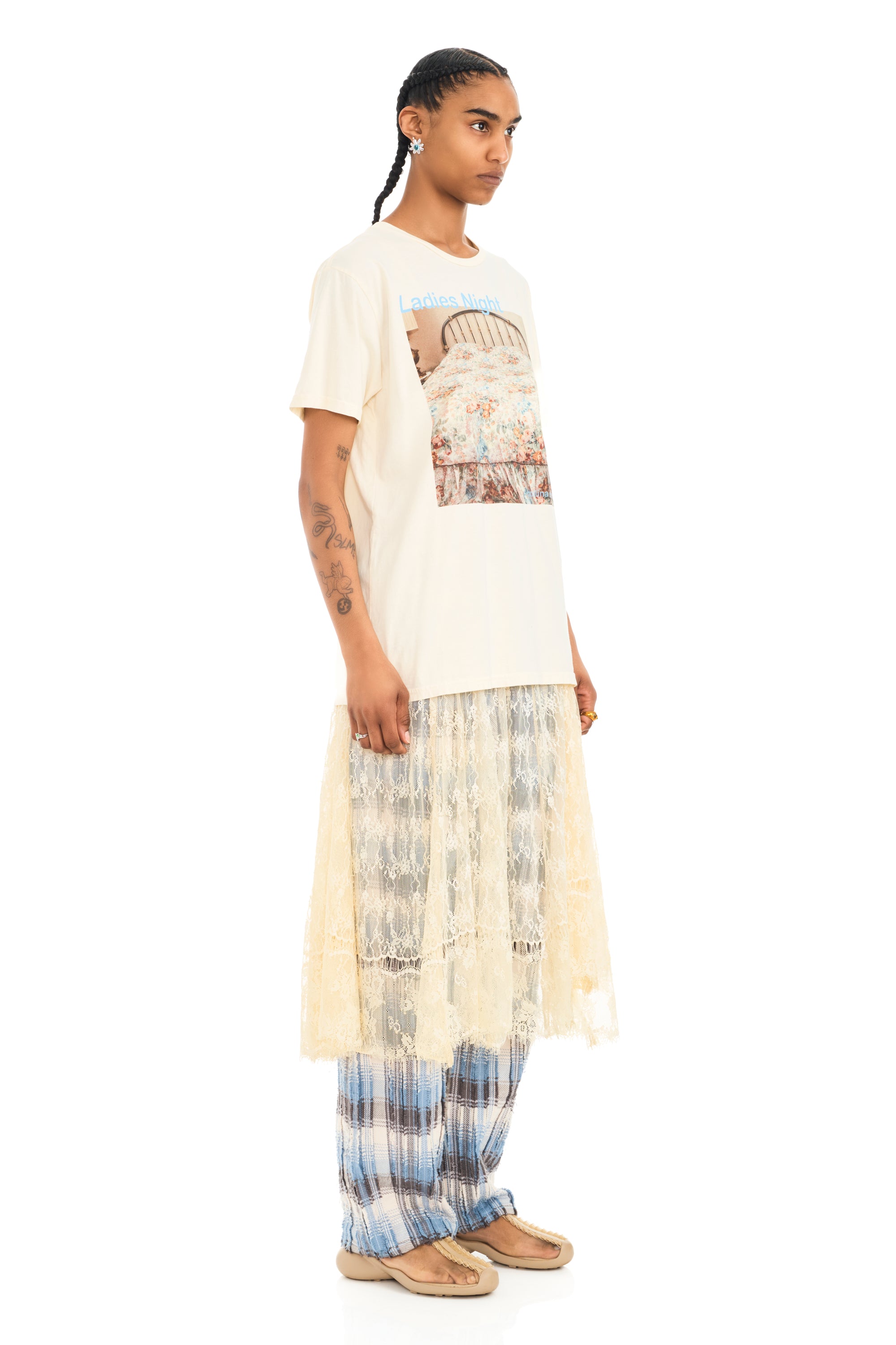 LADIES NIGHT GRAPHIC TEE