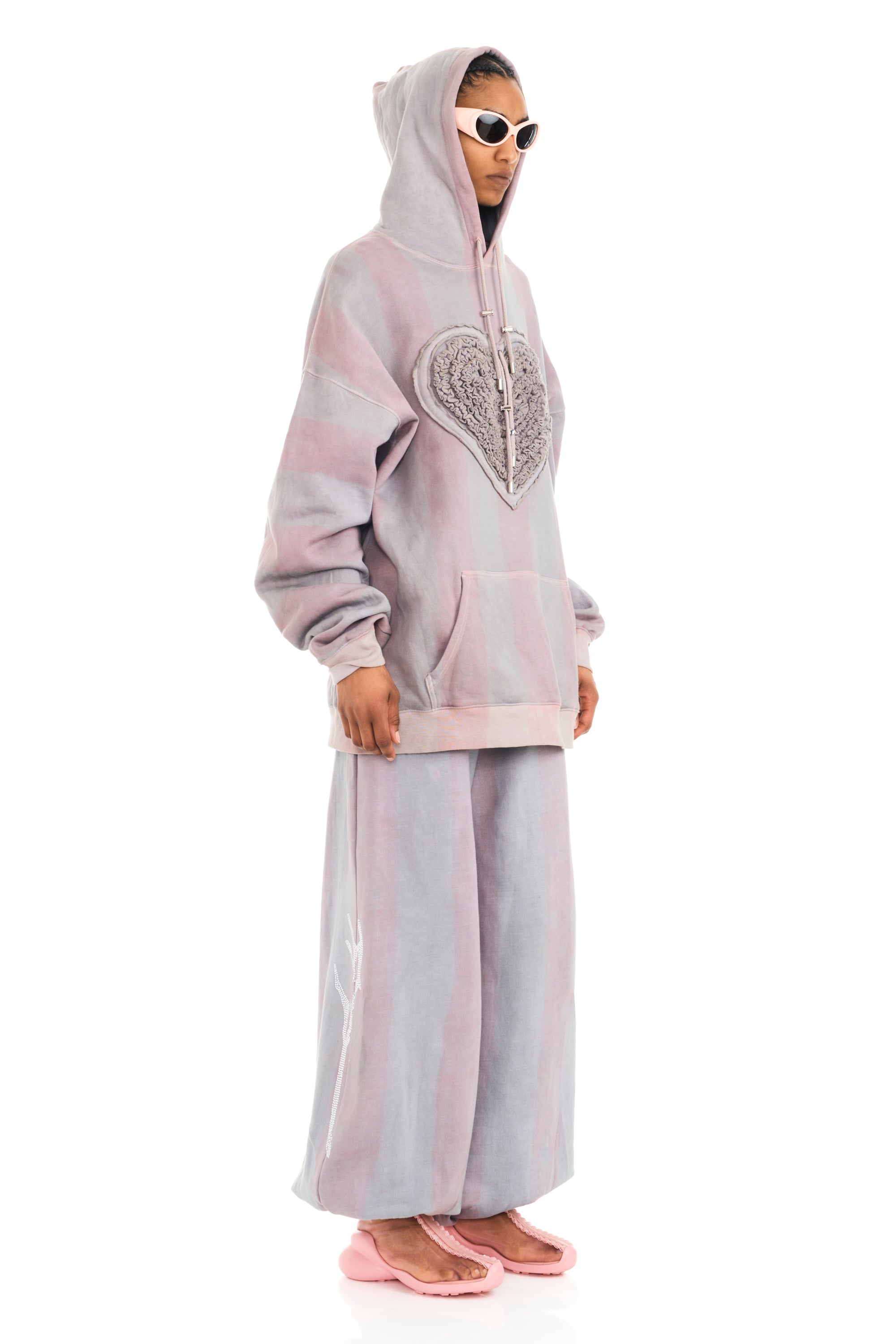 FOG STRIPE SOFT HEART HOODIE