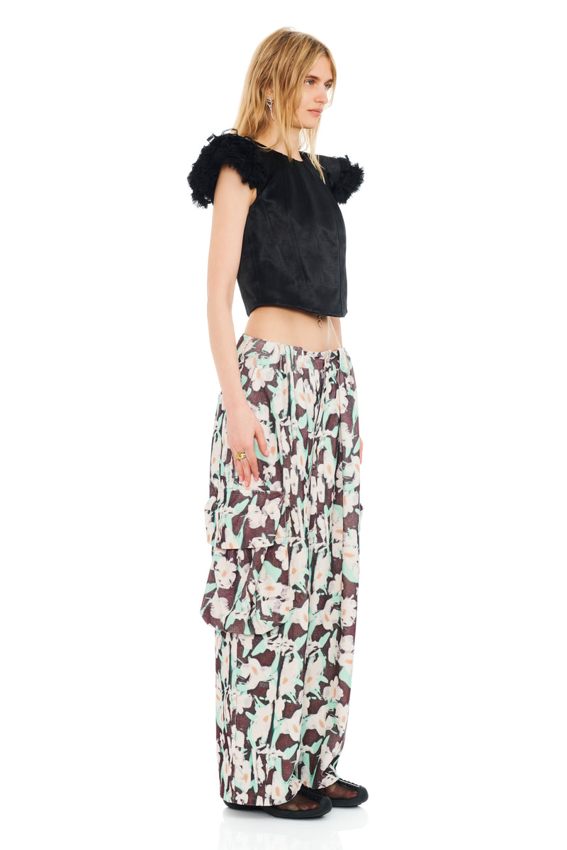 BLACK PAINTED DAISY PLEATED CARGO PANT