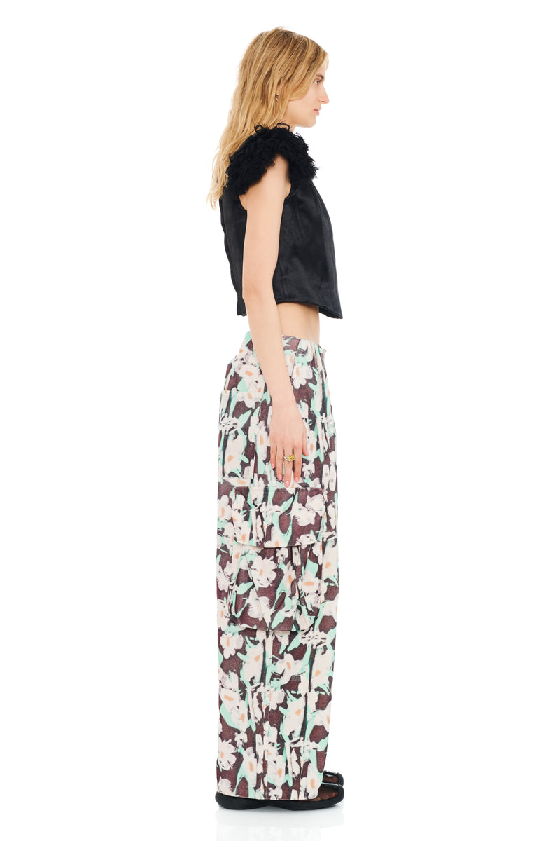 BLACK PAINTED DAISY PLEATED CARGO PANT