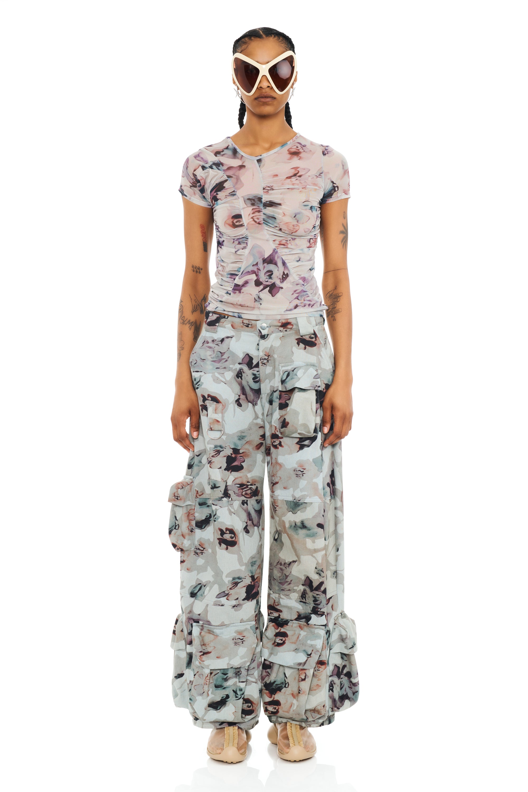 BEIGE WATERCOLOR ROSES GARDEN CARGO PANT