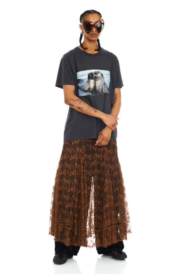 WONDERFUL FRIEND GRAPHIC TEE