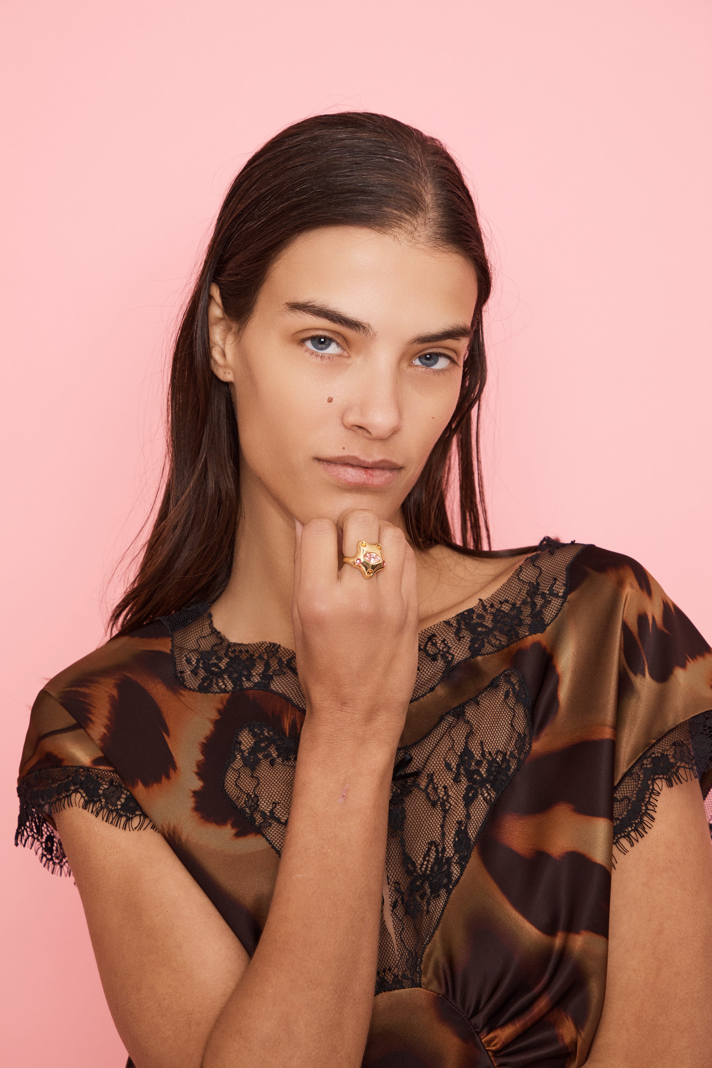 GOLD PINK DEMI STARLETTE RING