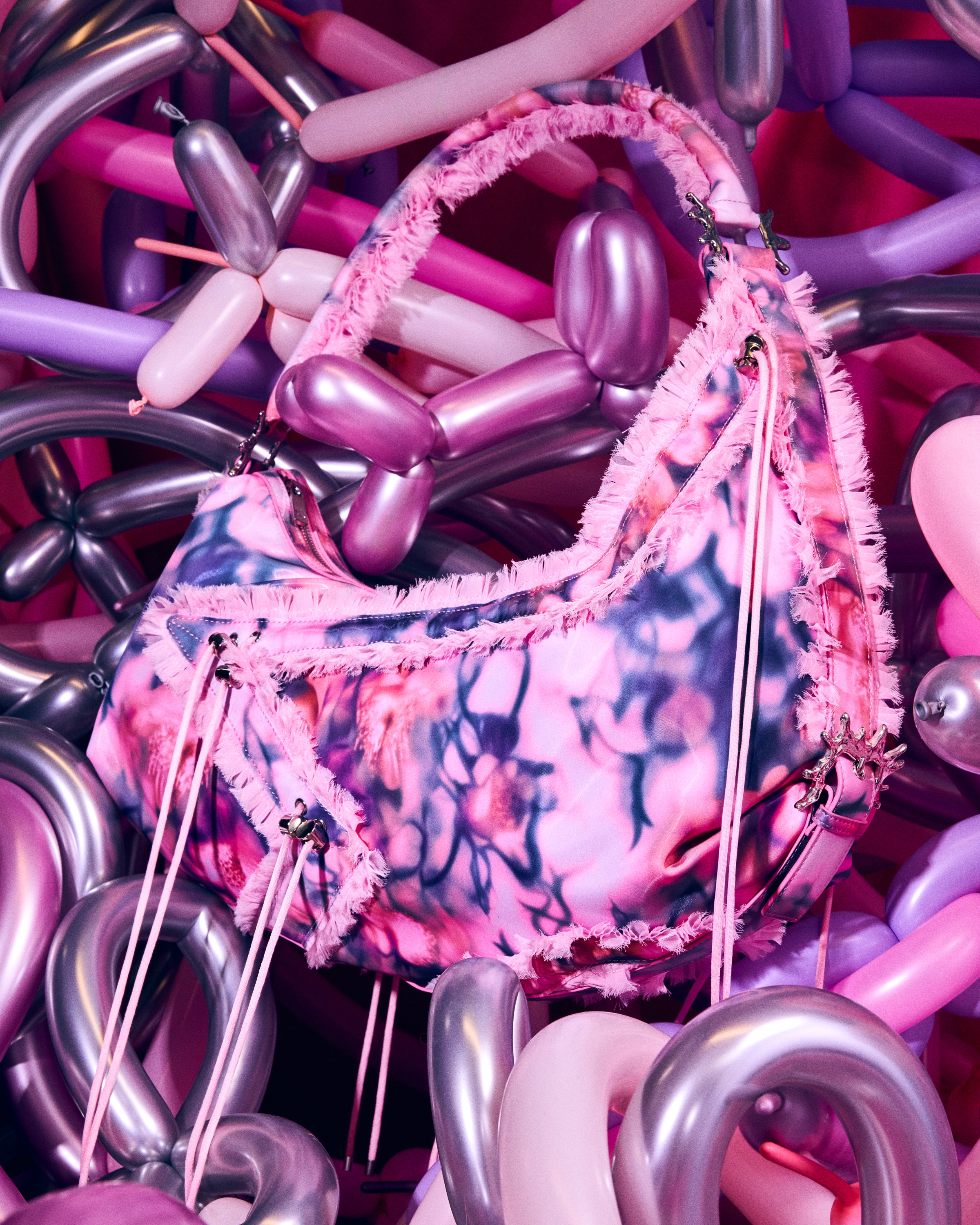 PINK BARBED FLORAL STAR MUSHY BAG