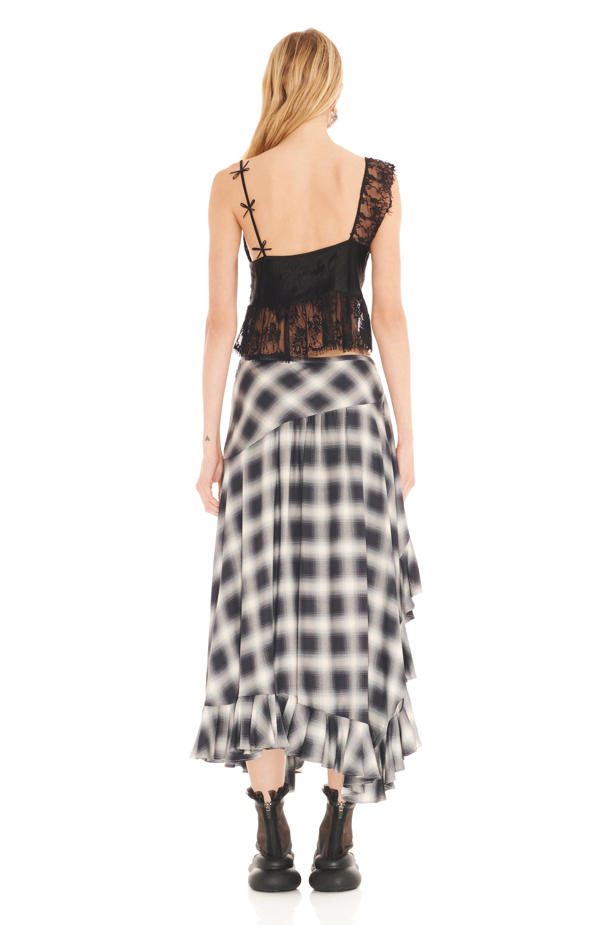 Collina Strada Florist Skirt in Fog Plaid