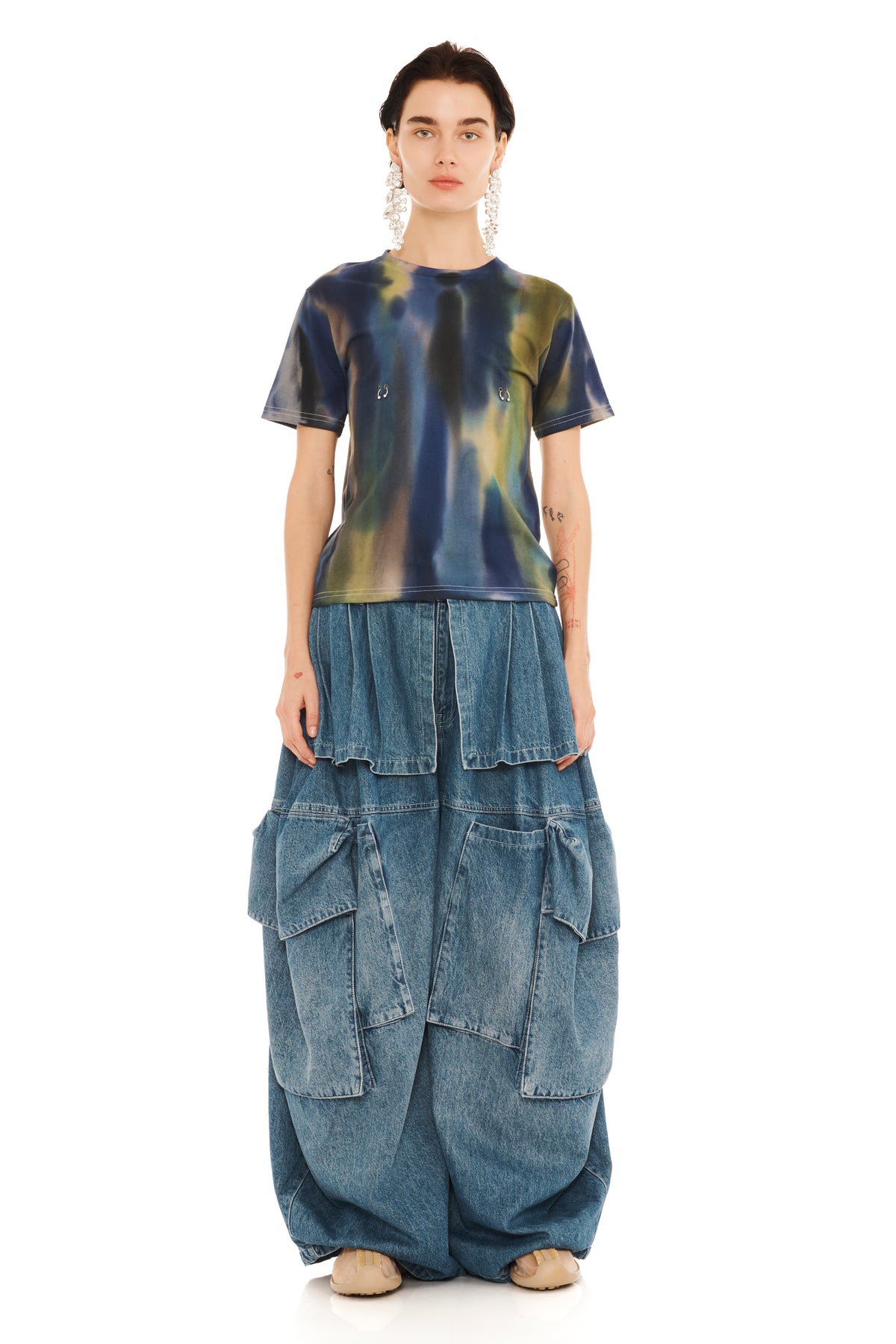 AURORA PIERCED TEE