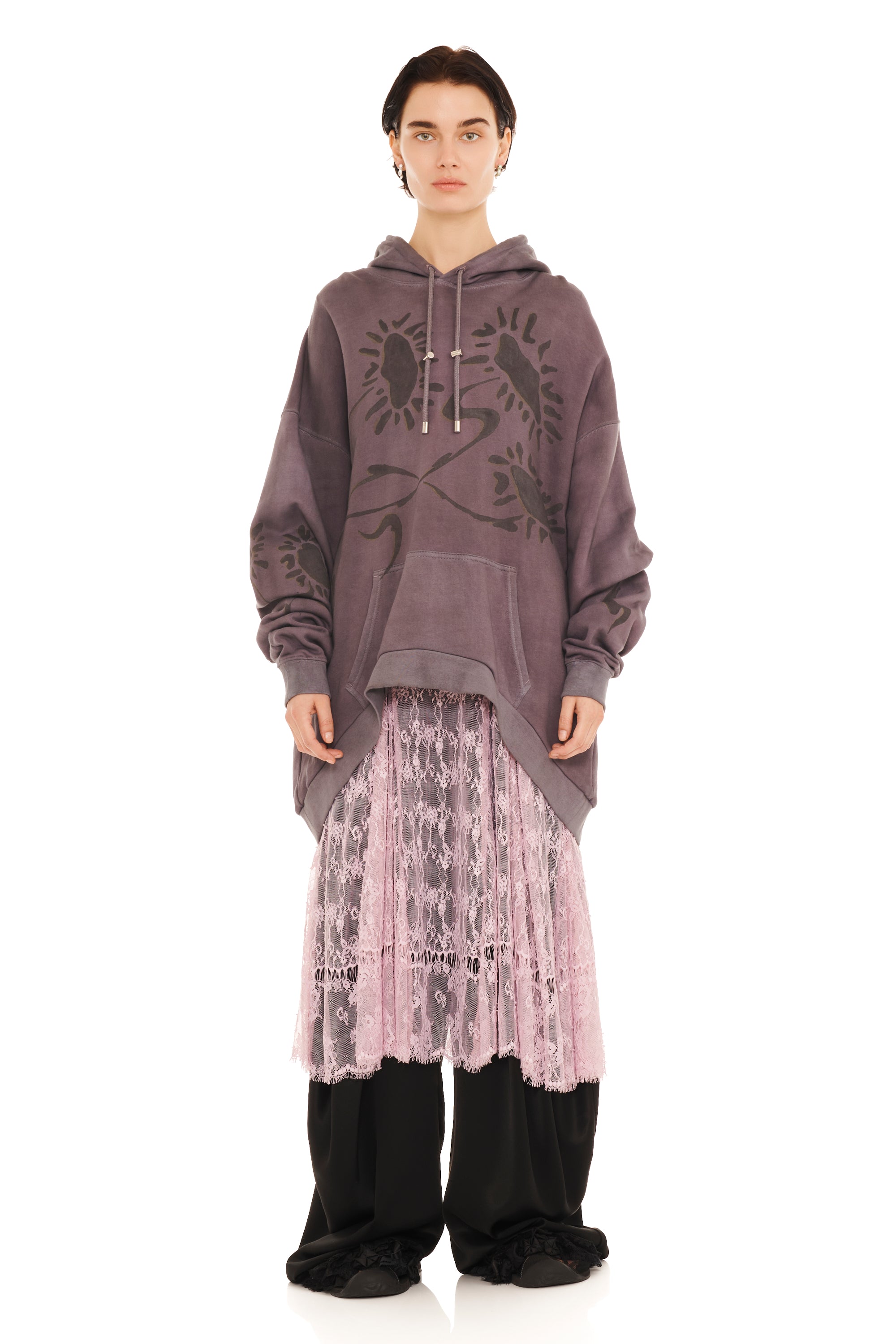CHARCOAL DAISIES ROUND HEM HOODIE