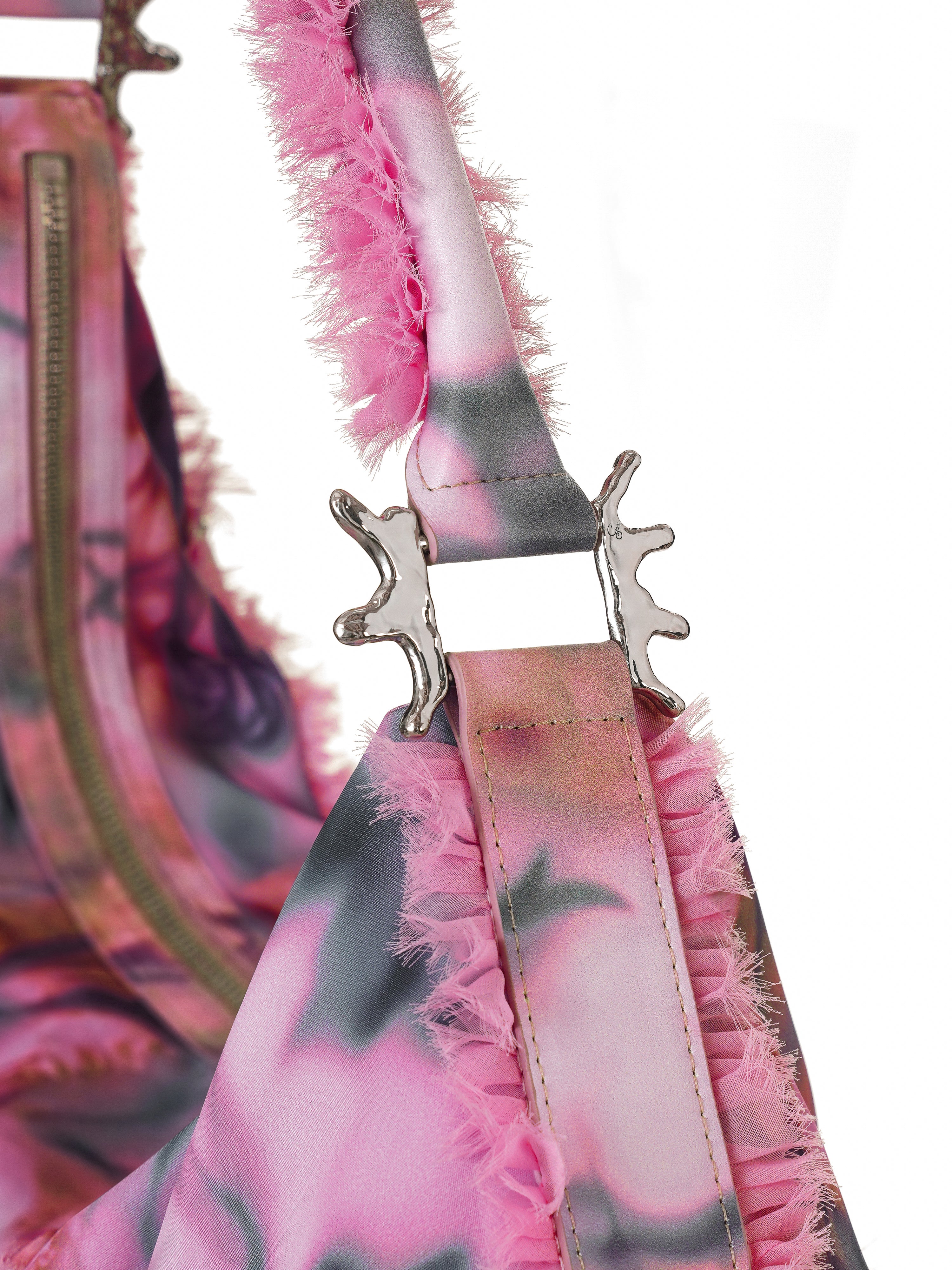 PINK BARBED FLORAL STAR MUSHY BAG