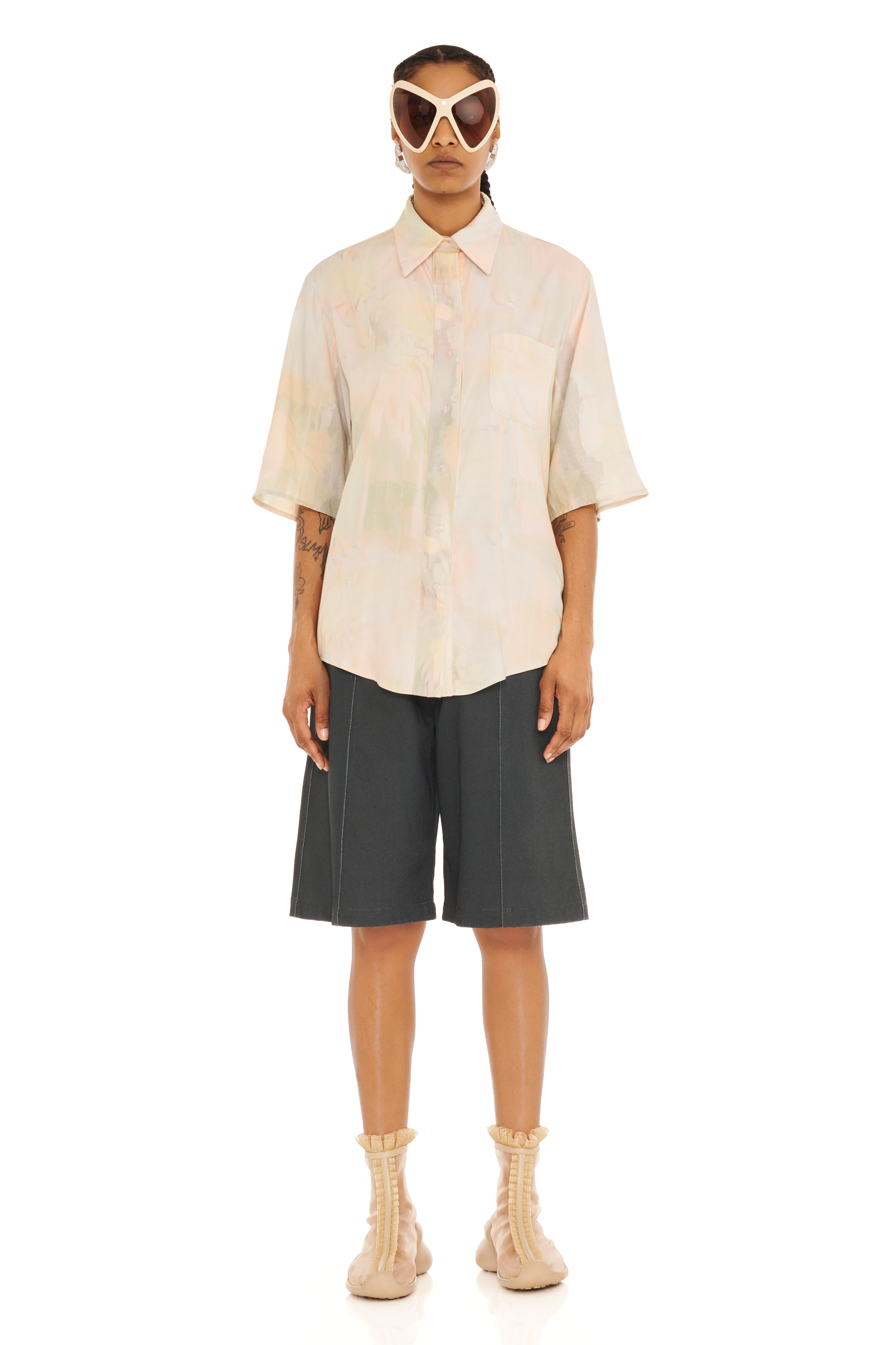 GUA SHA PLAID SUNNY BUTTON UP