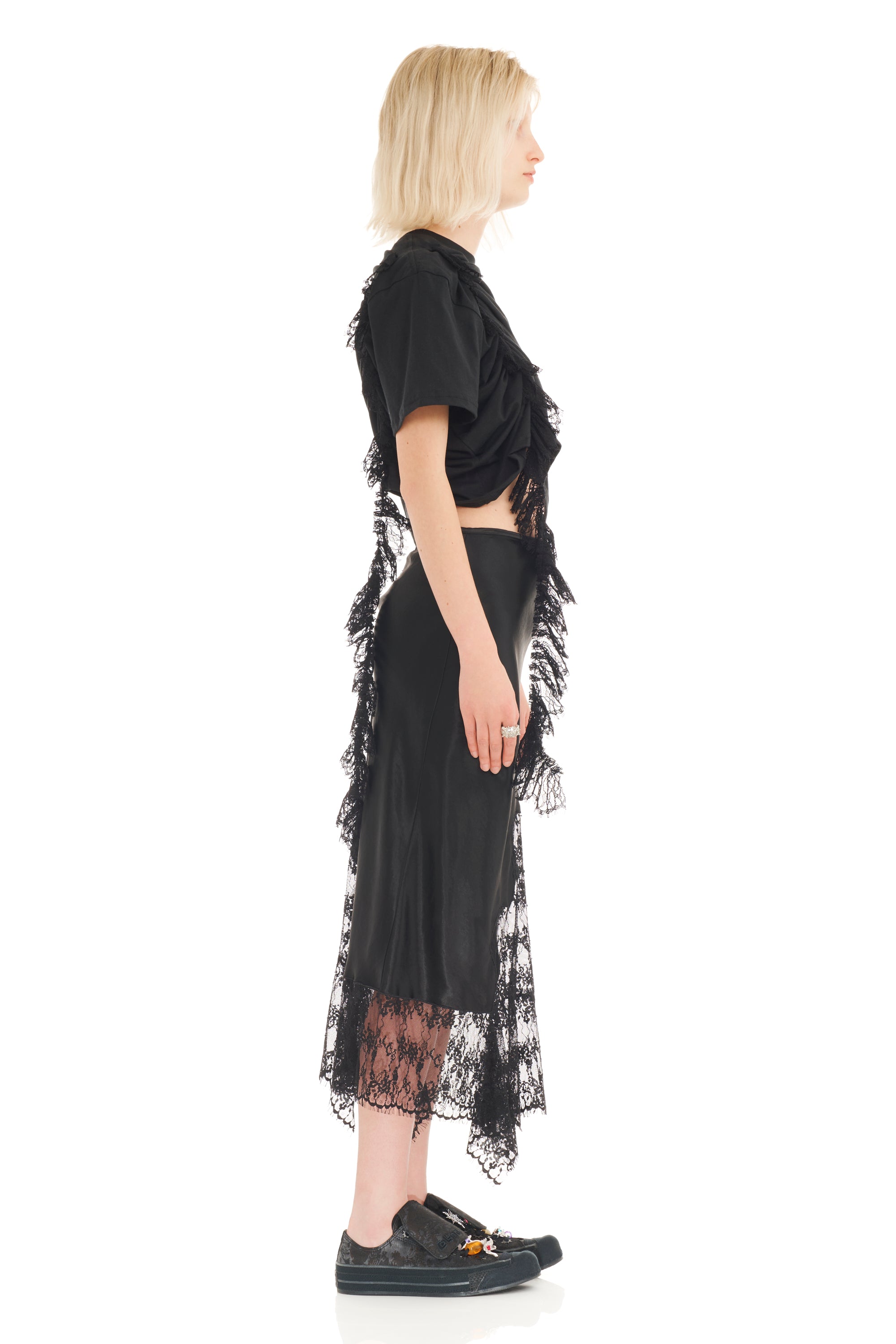 BLACK HISS SKIRT