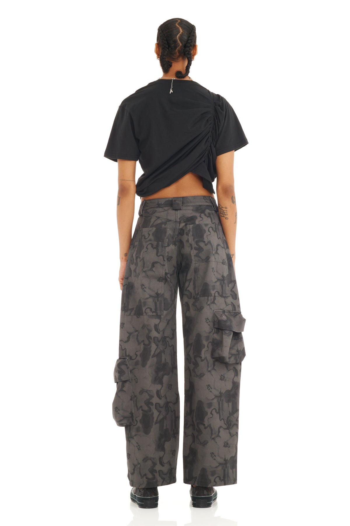BLACK WATERCOLOR FLORAL LAWN CARGO PANT