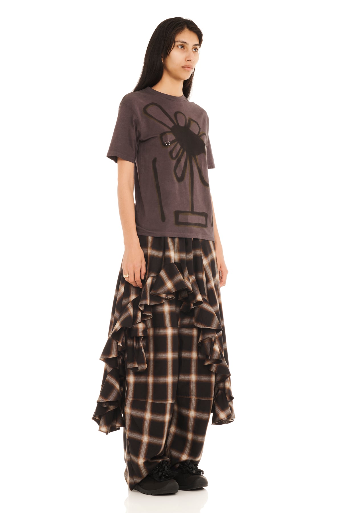 DARK CHARCOAL FLOWER POT PIERCED TEE