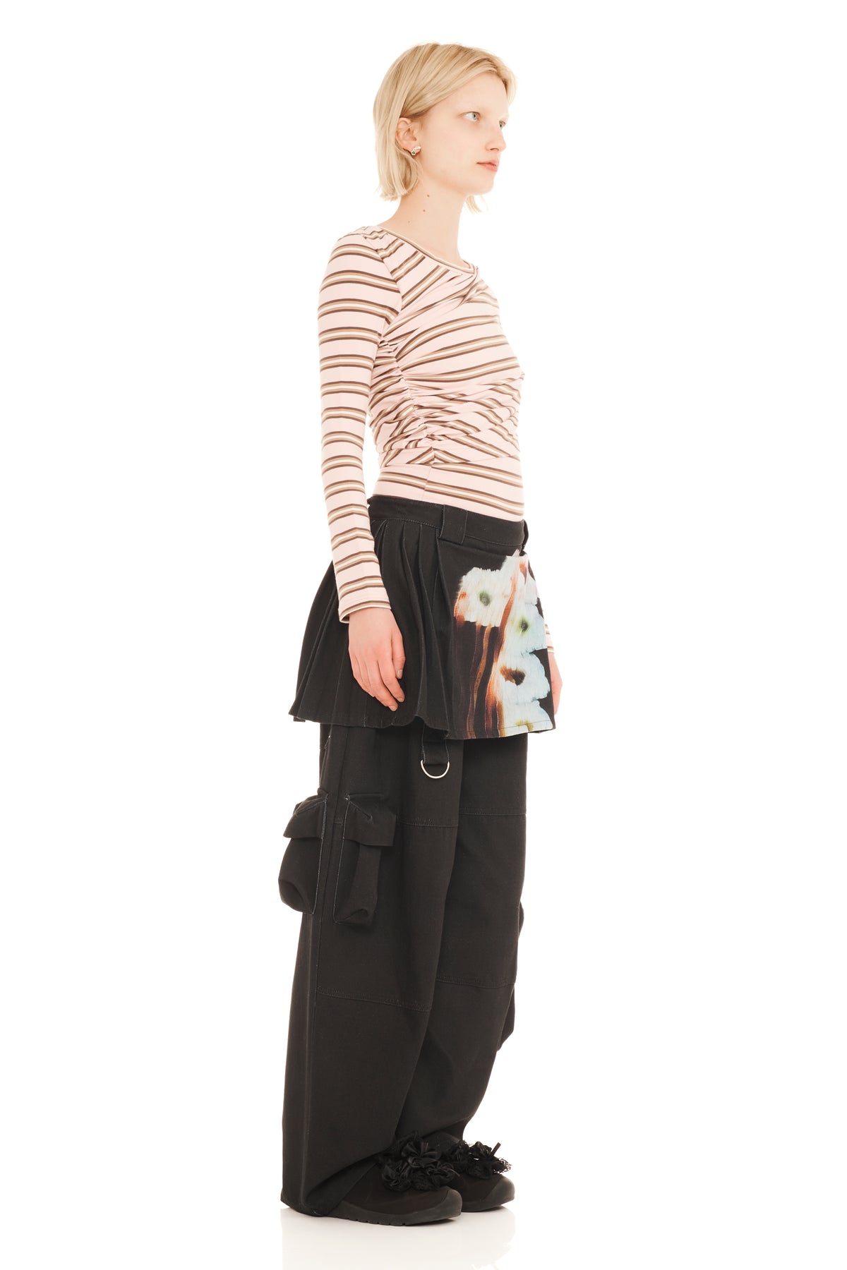 HOLLOW BLOSSOM LAWN SKIRT CARGO PANT