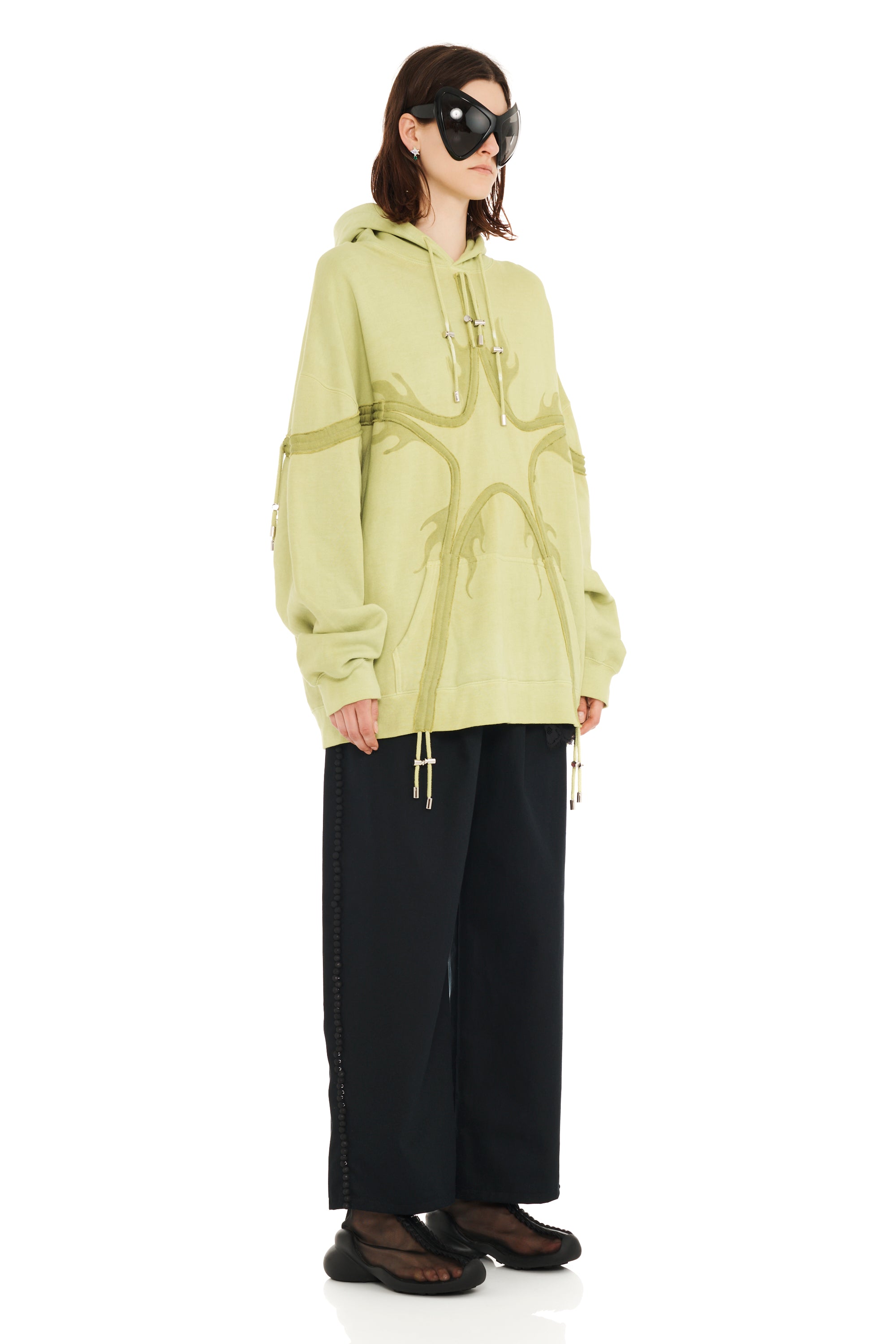 OLIVE FLAMES STAR HOODIE