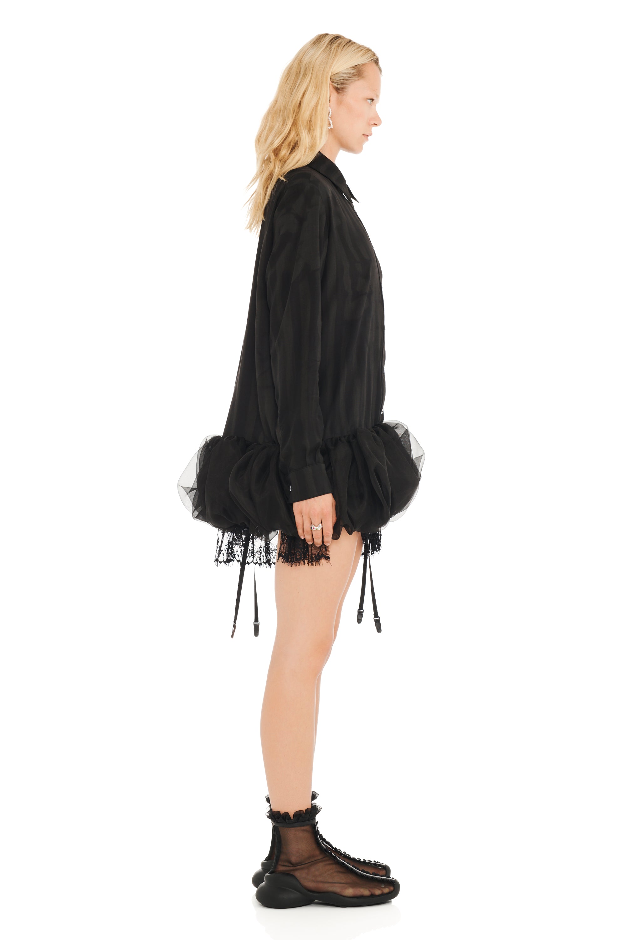 BLACK WAVY FLOWER STRIPE VALERIAN DRESS