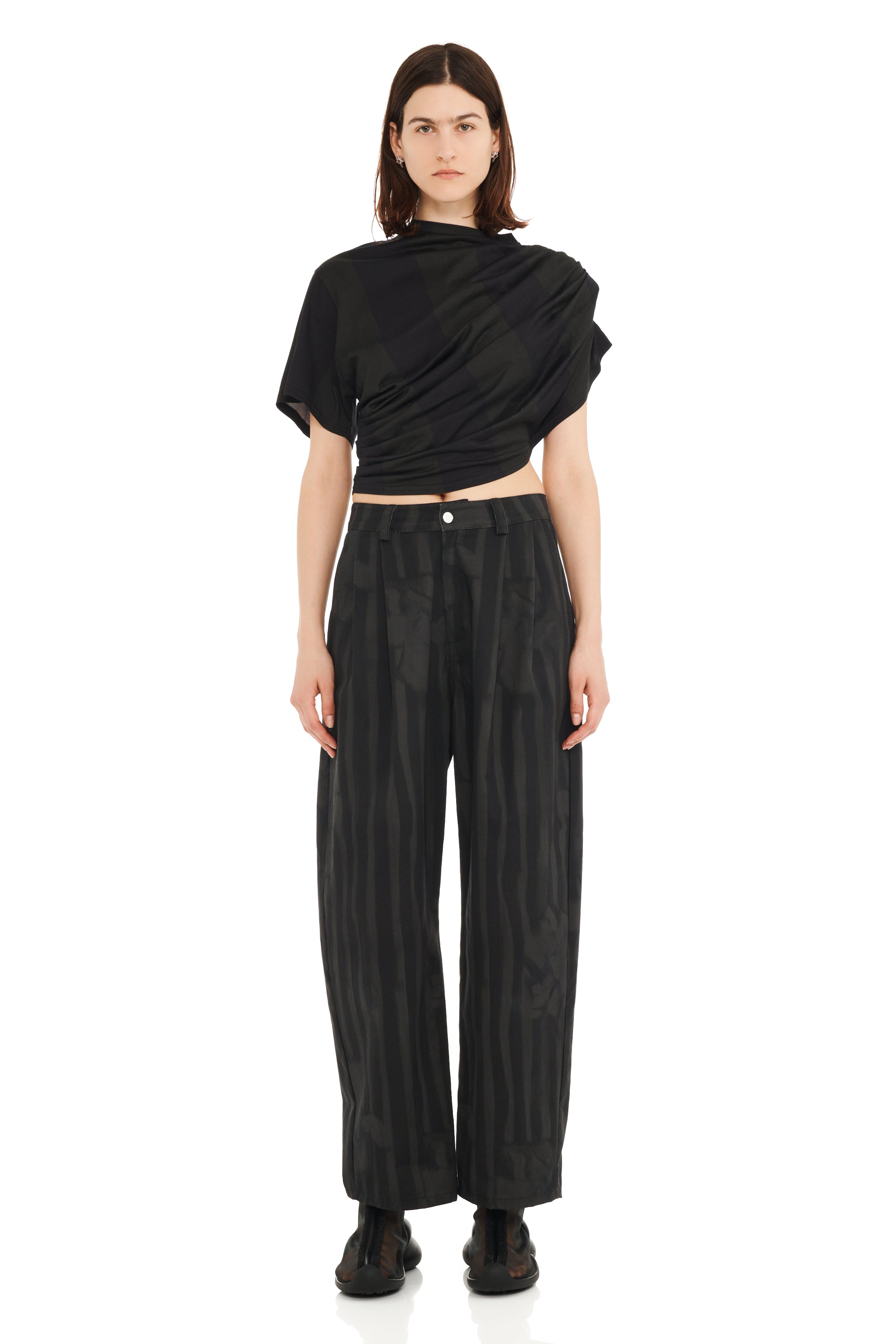 BLACK WAVY FLOWER STRIPE CATCHFLY PANT
