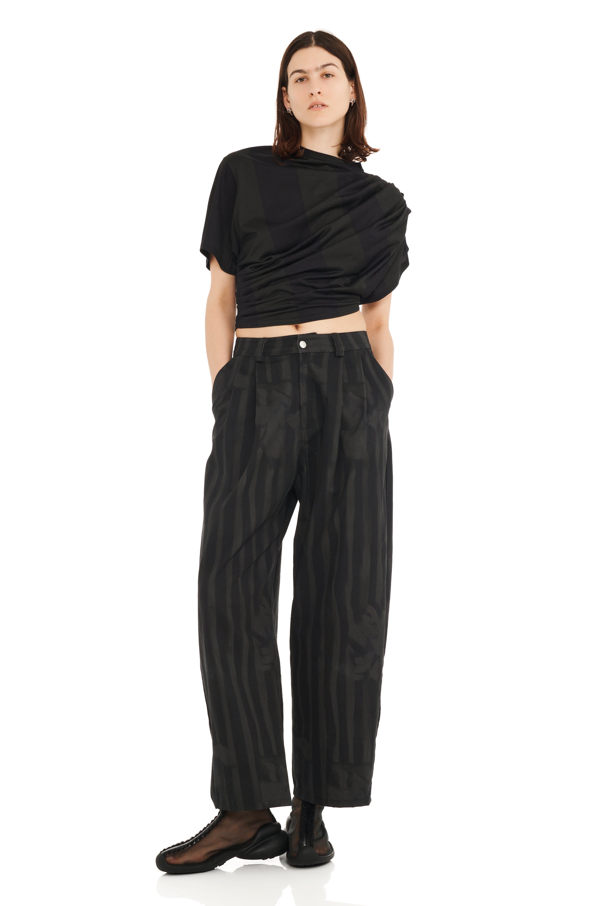 BLACK WAVY FLOWER STRIPE CATCHFLY PANT