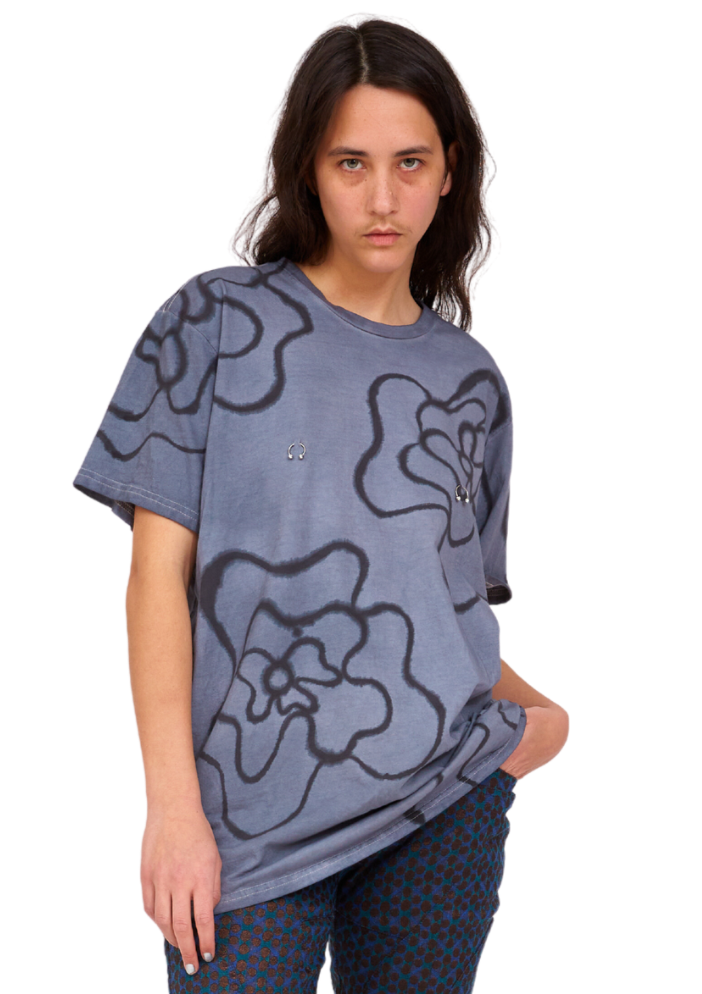 BLACK ROSES PIERCED TEE