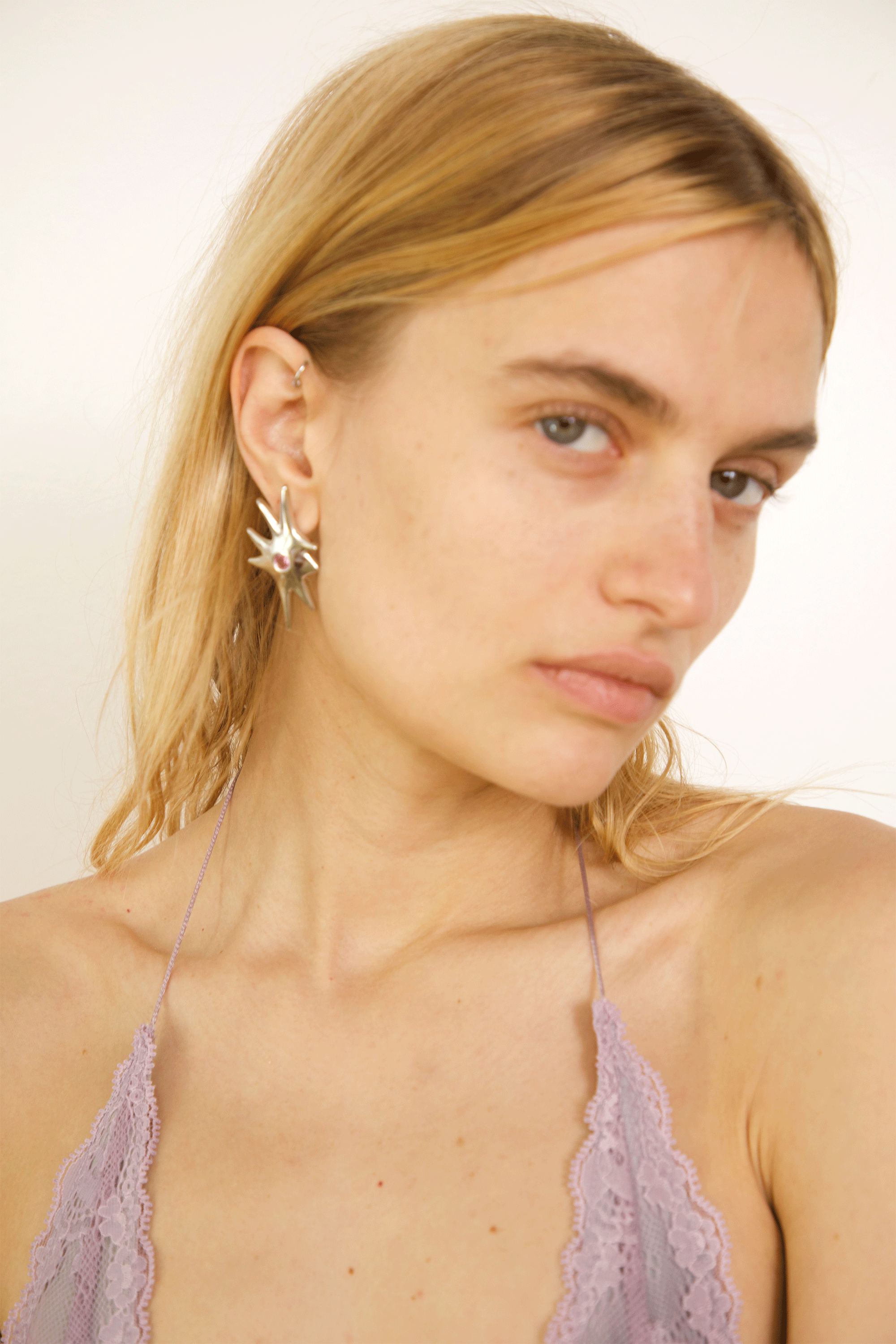 OLIVE MINI CELESTE EARRINGS