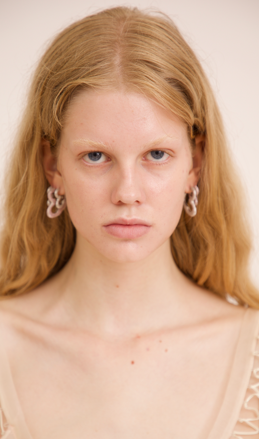 CRYSTAL SUPER HEART HOOP