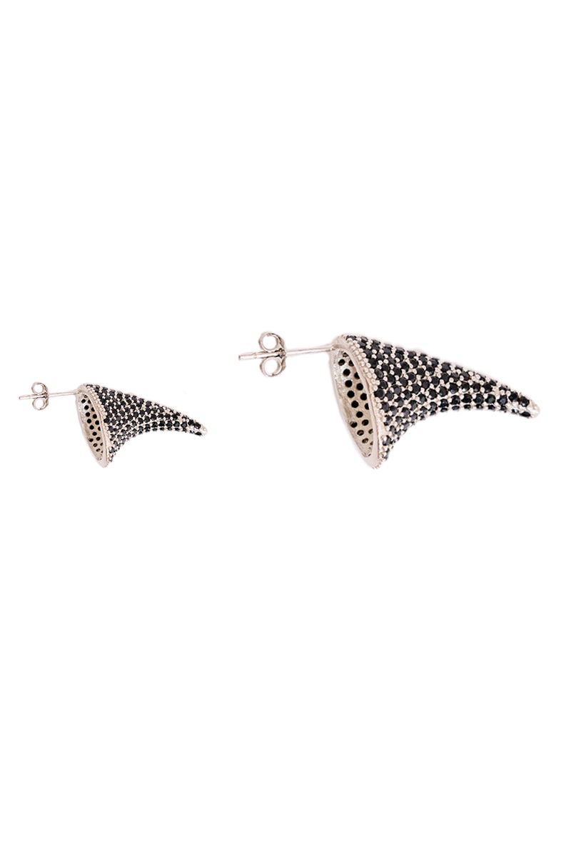 JET MIXED THORN EARRING