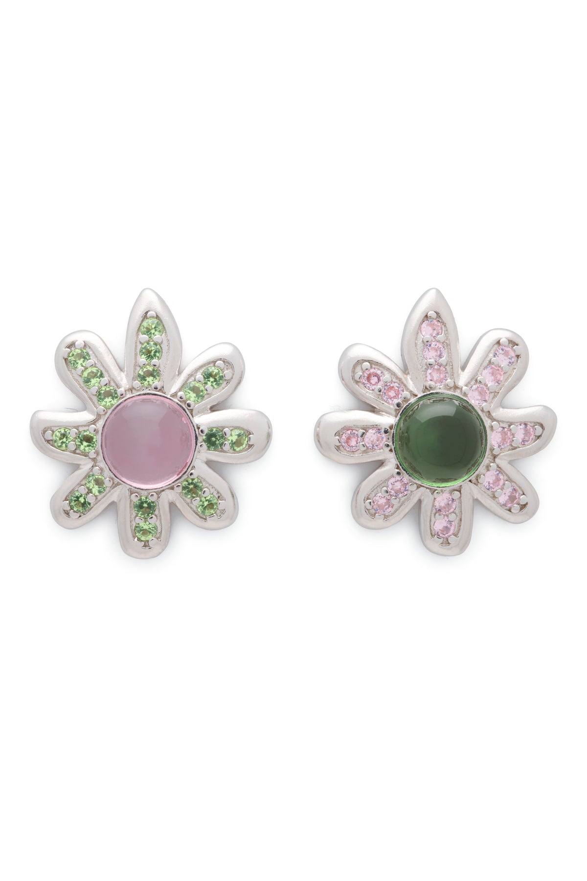 APPLE CHAMOMILE EARRING